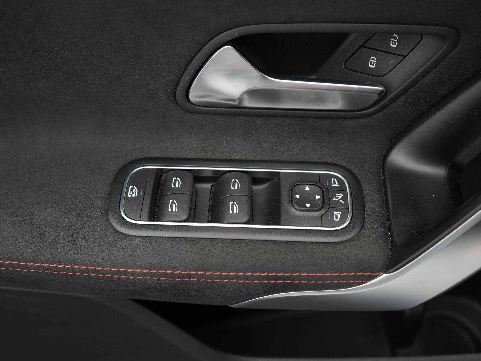 Mercedes-Benz-A-Klasse-image-33