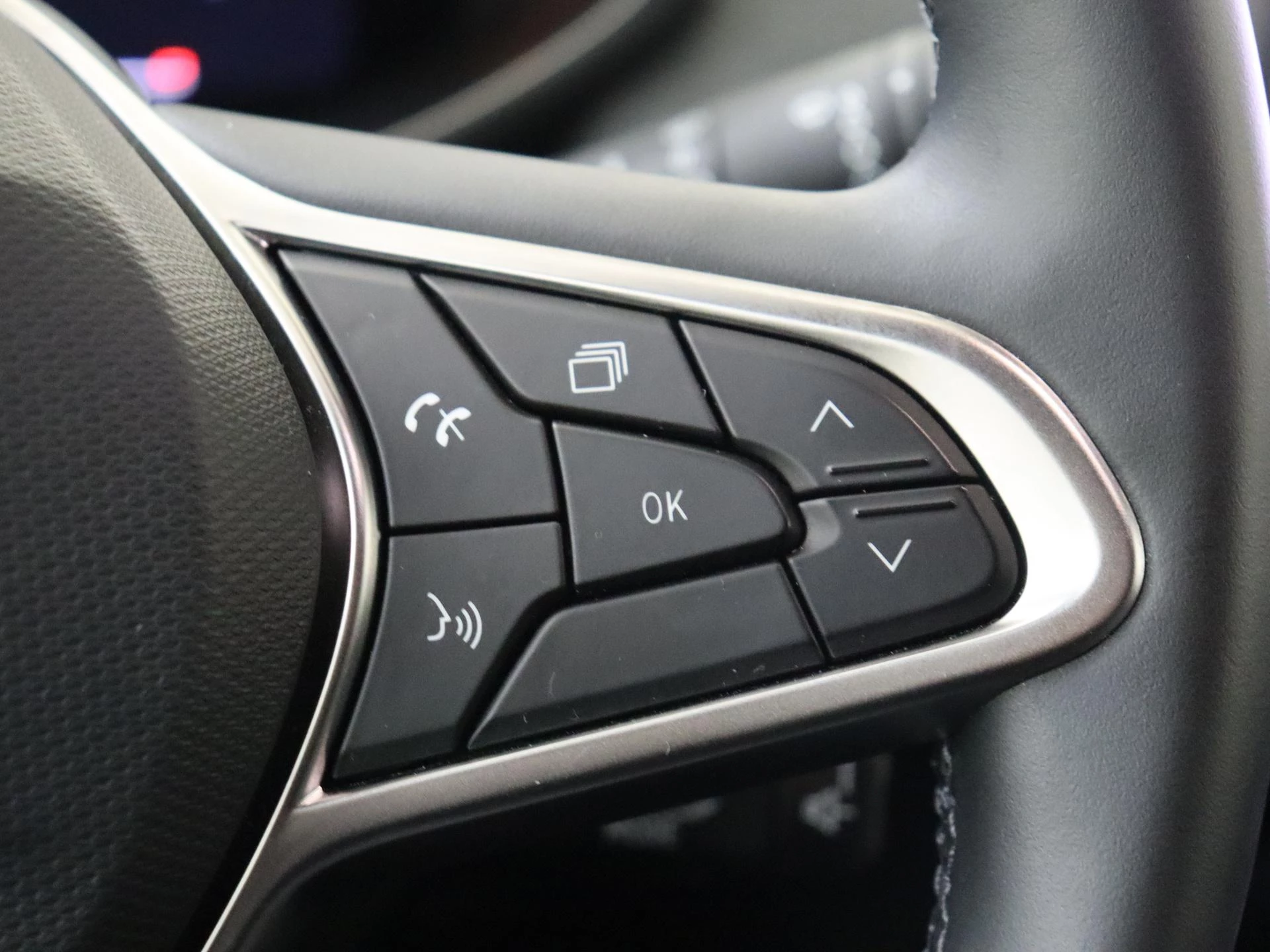 Renault-Clio-image-17