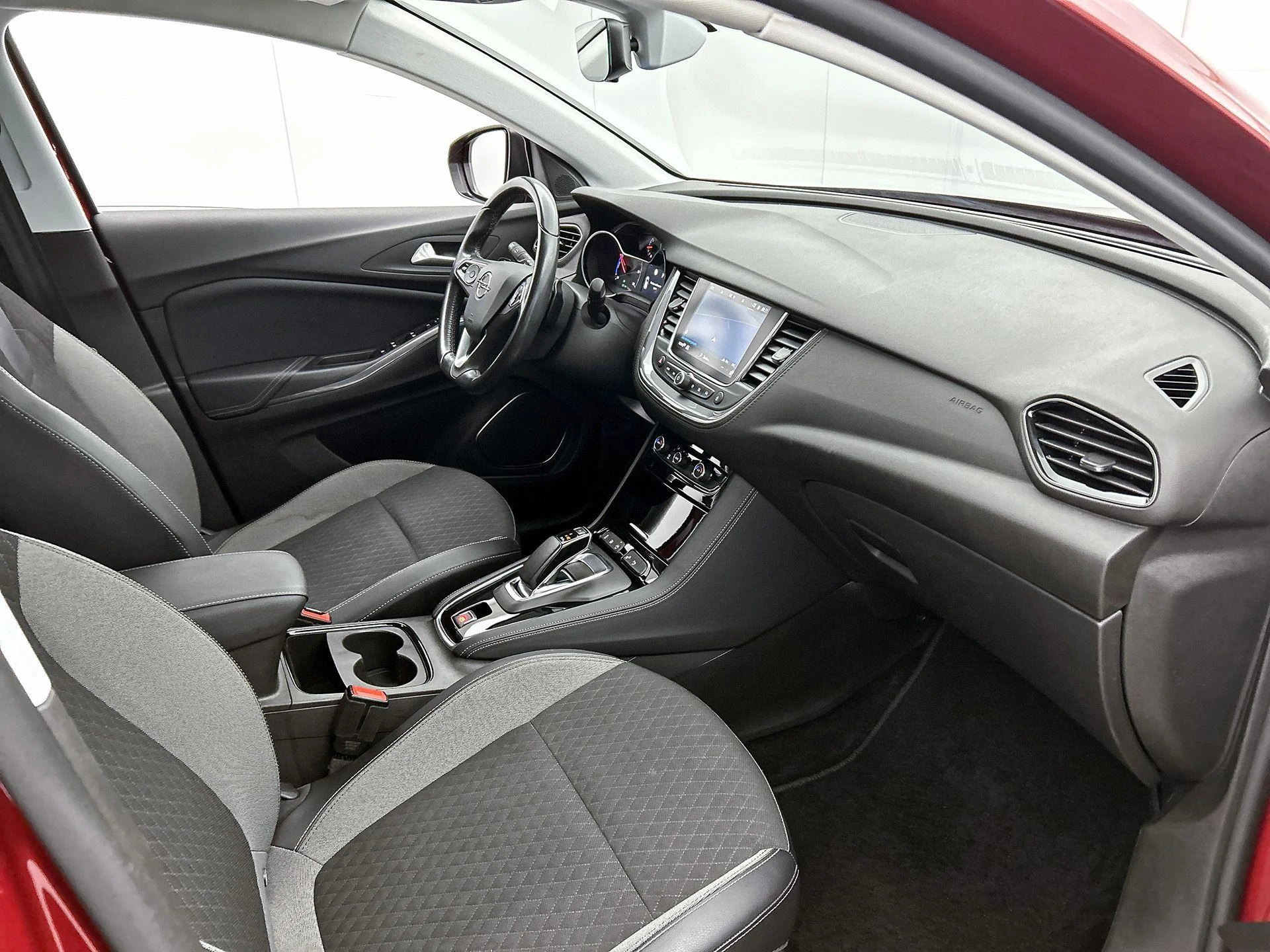 Opel-Grandland X-image-22