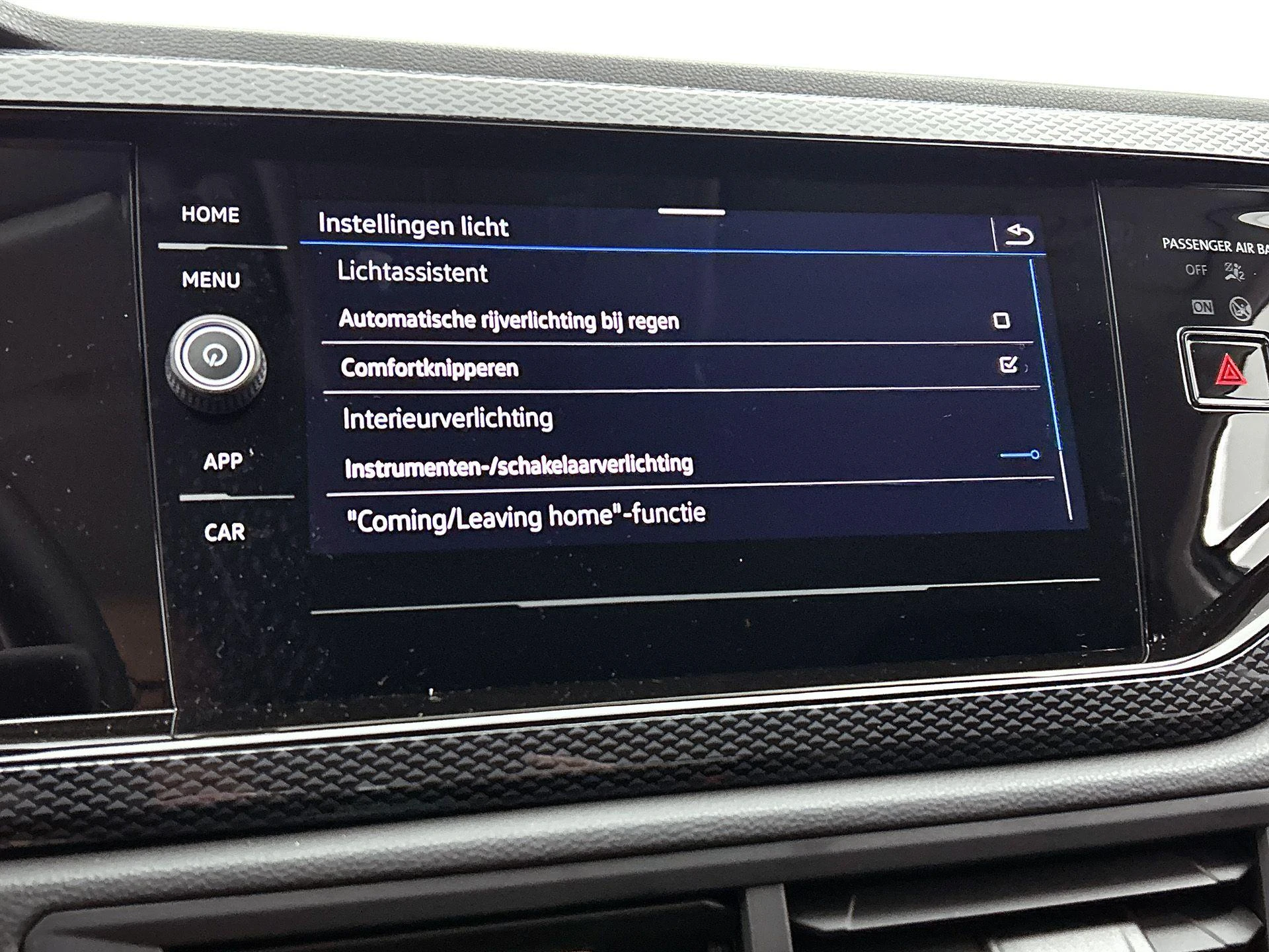 Volkswagen-Polo-image-34