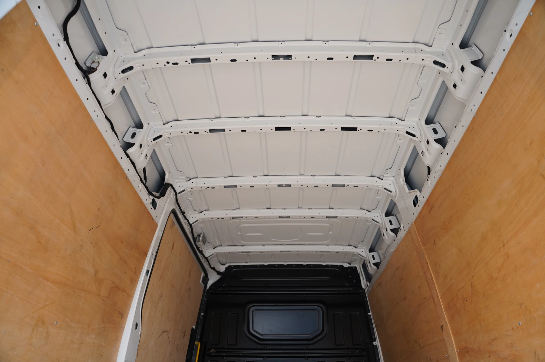Volkswagen-Crafter-image-32