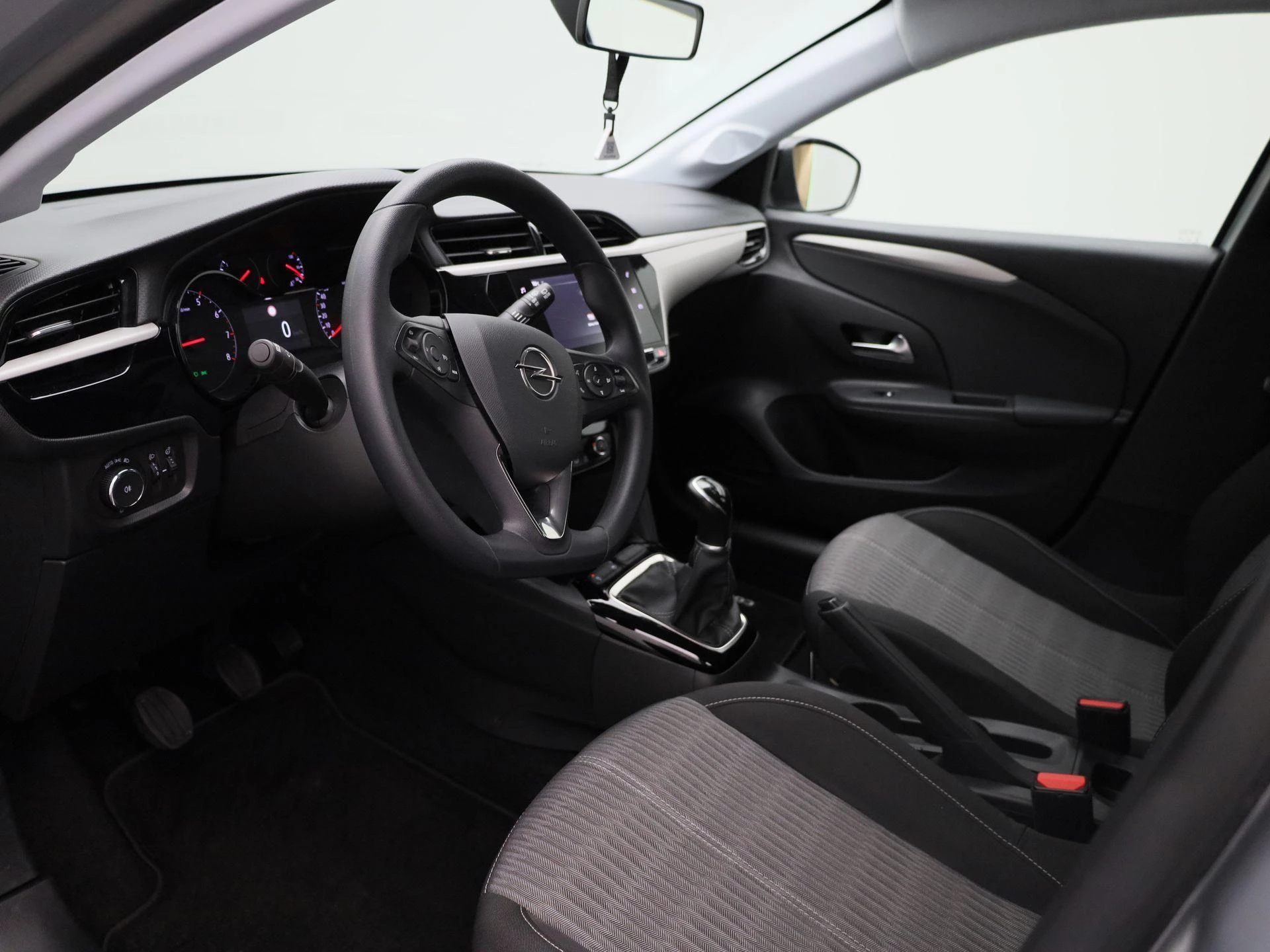 Opel-Corsa-image-24