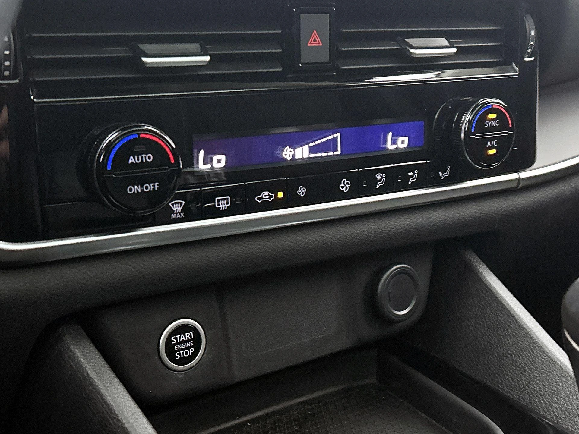 Nissan-QASHQAI-image-16