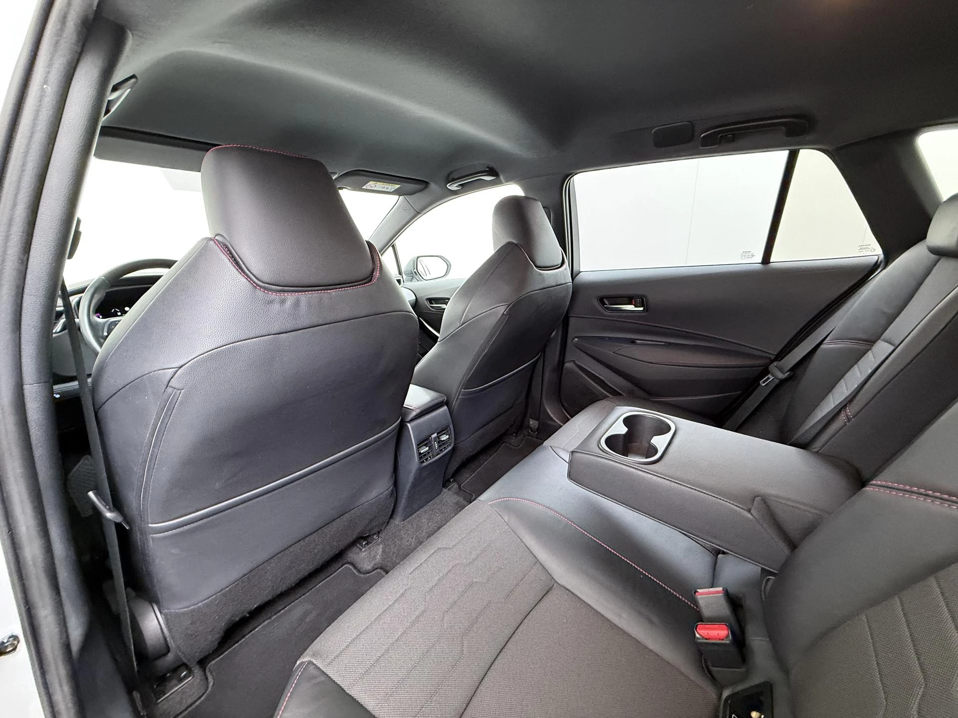 Toyota-Corolla Touring Sports-image-15
