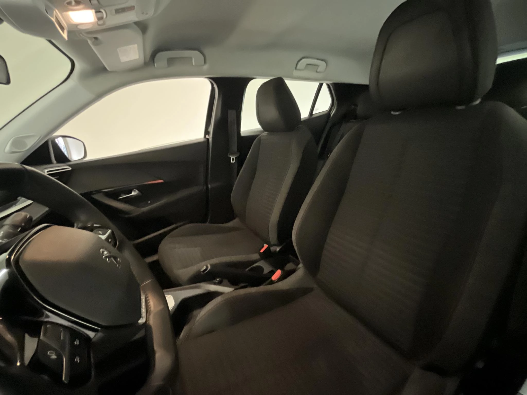 Peugeot-2008-image-15