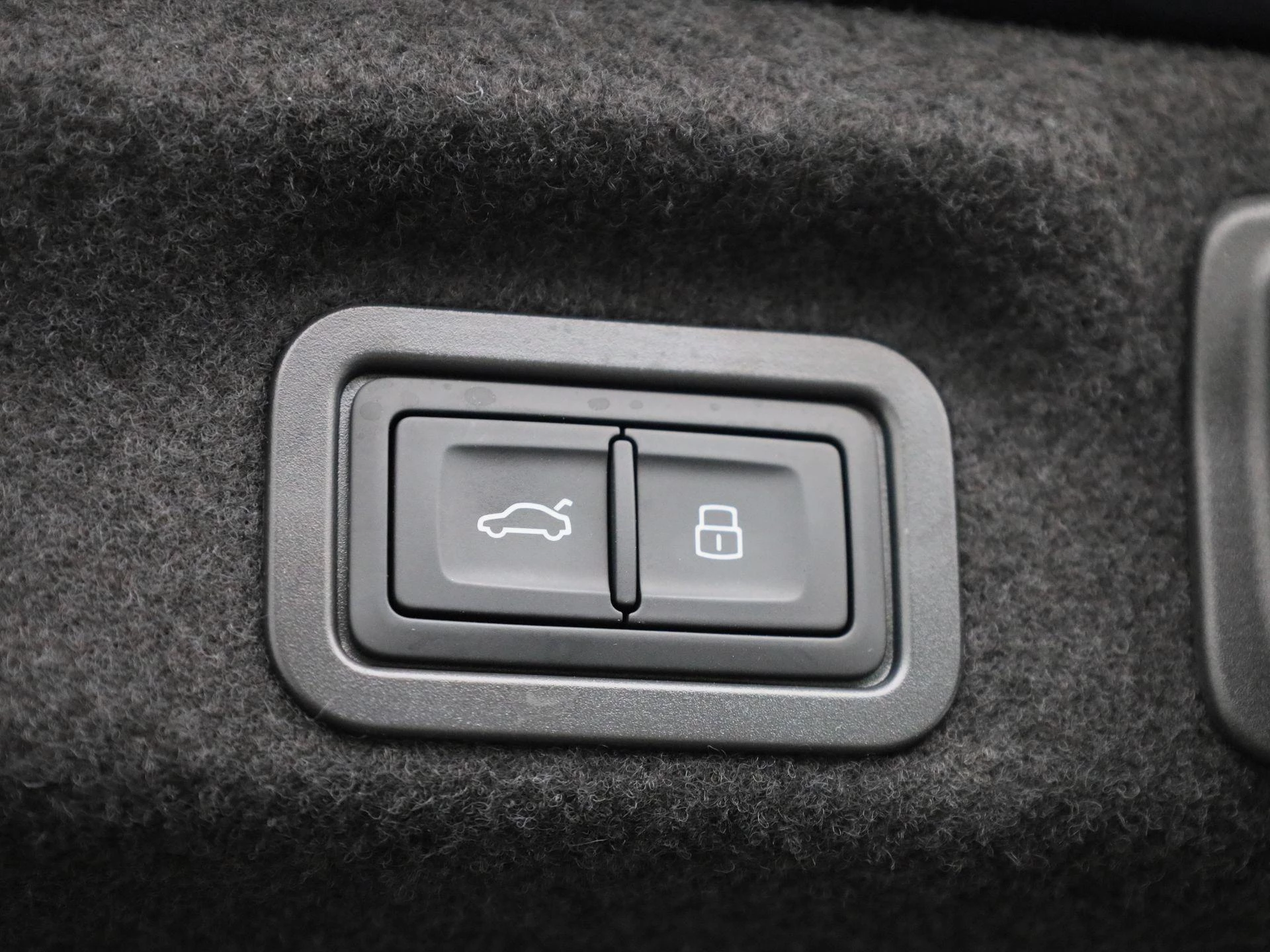 Audi A6 Limousine 2.0 e-hybrid quattro S Edition 299 PK