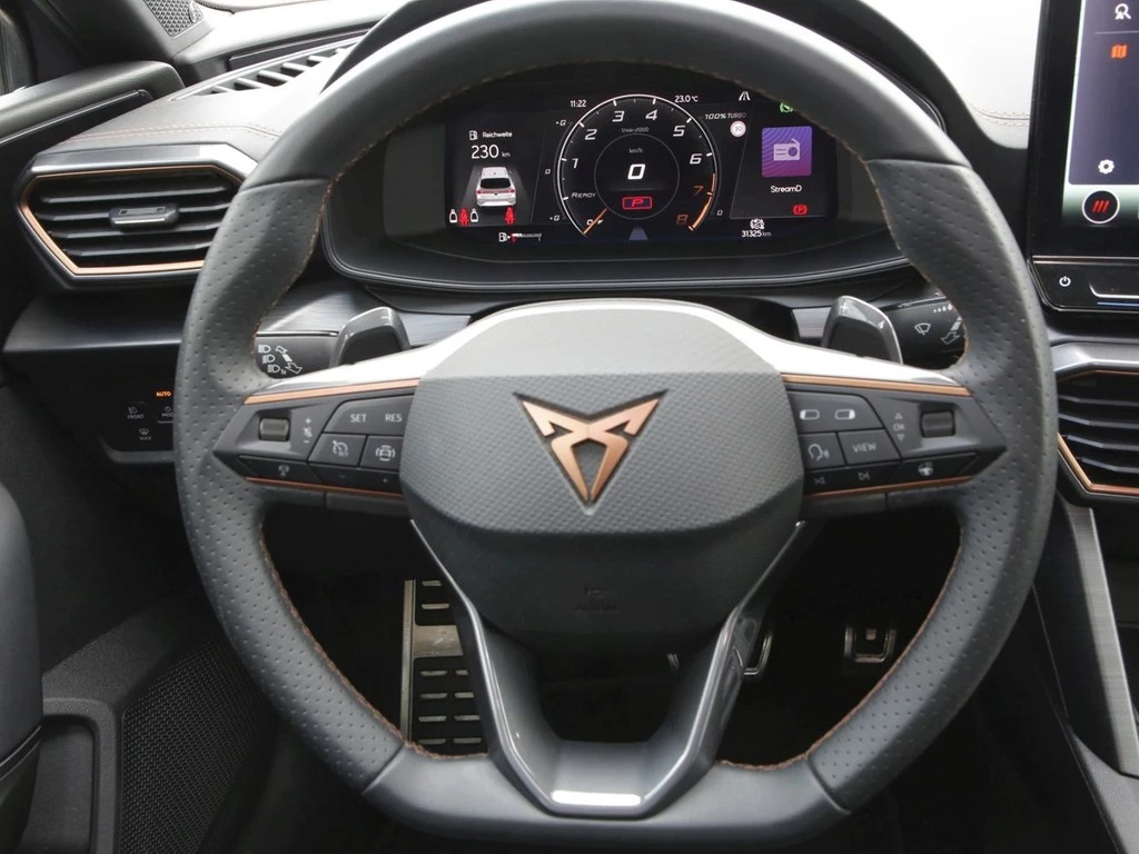 CUPRA Leon Sportstourer VZ 2.0 TSI 19" BEATS LEDER Navi+VC ACC LED RFK+PDC SHZ