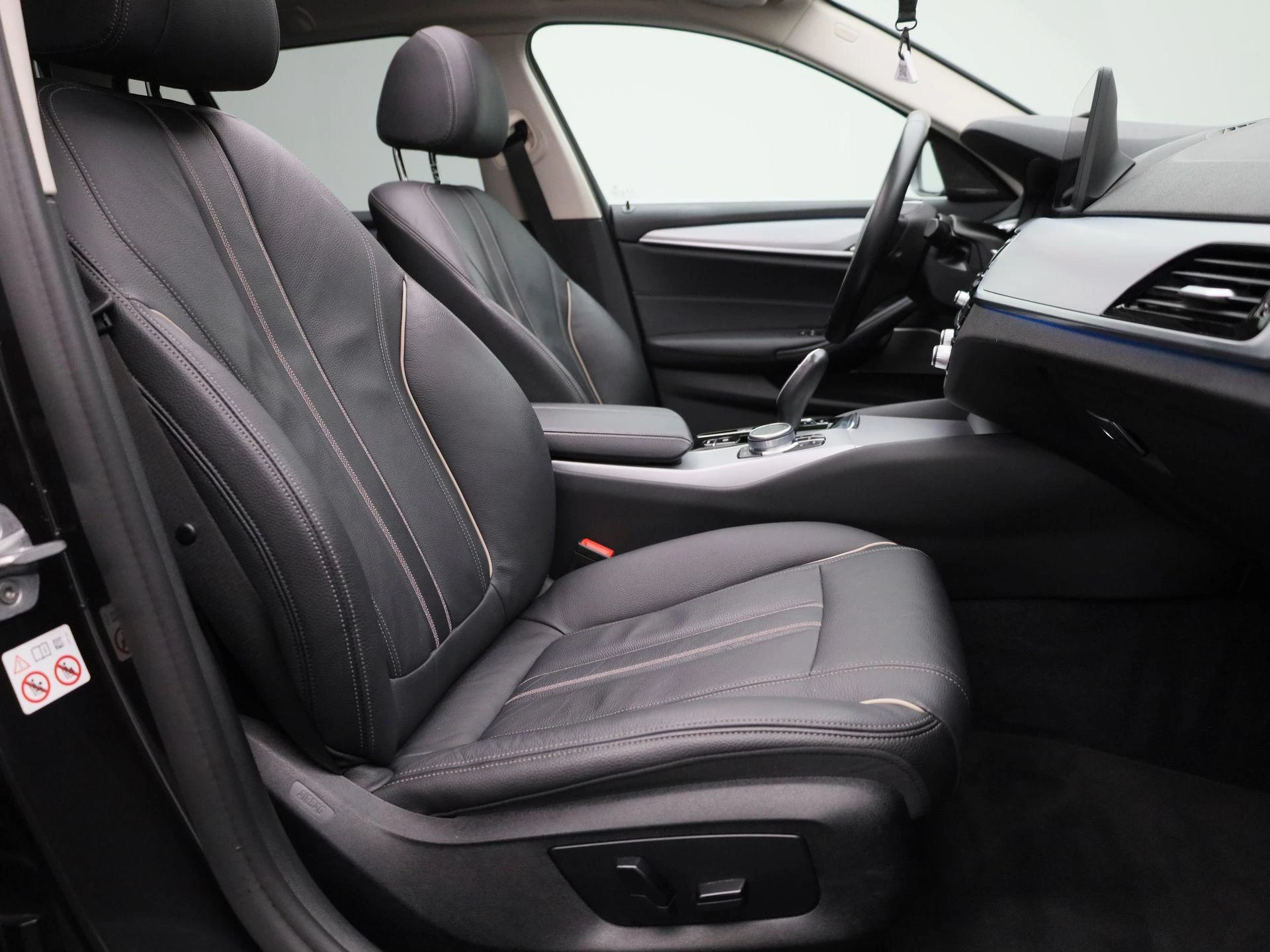 BMW-5 Serie-image-35