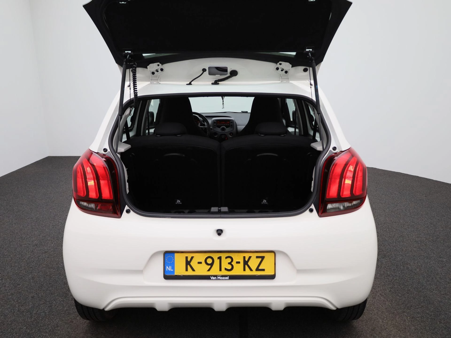 Peugeot-108-image-10