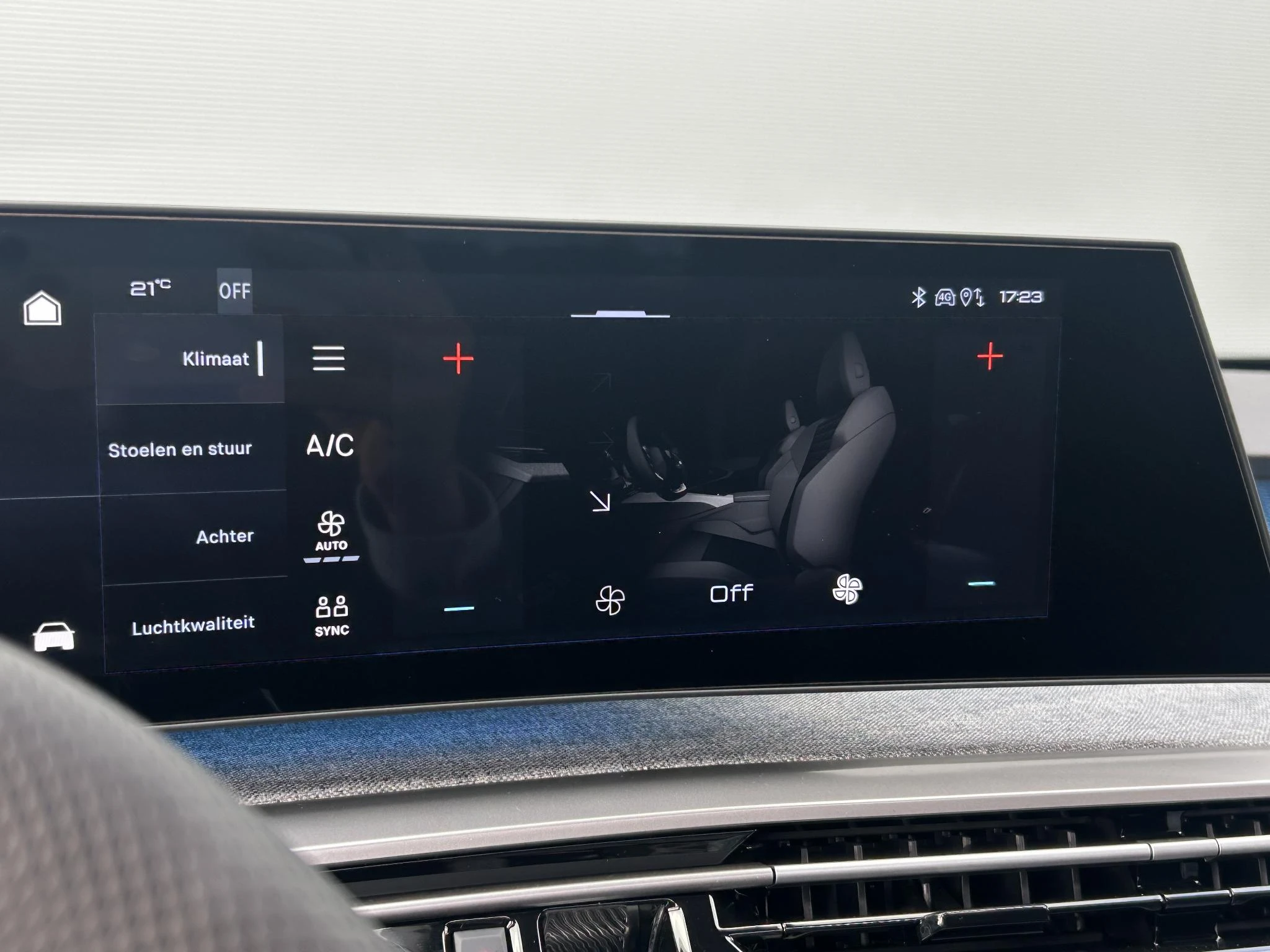 Peugeot-5008-image-12