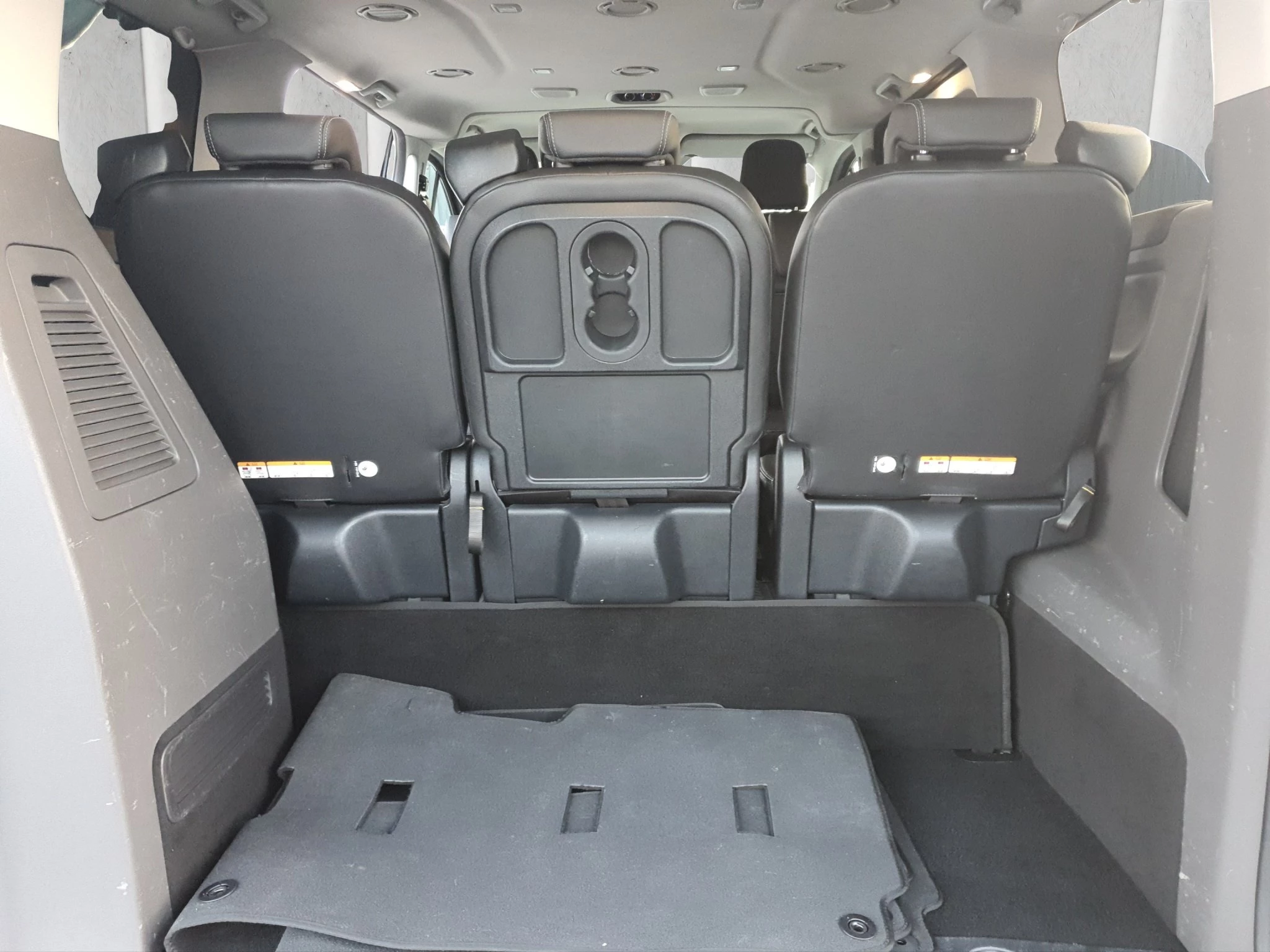 Ford-Tourneo Custom-image-13