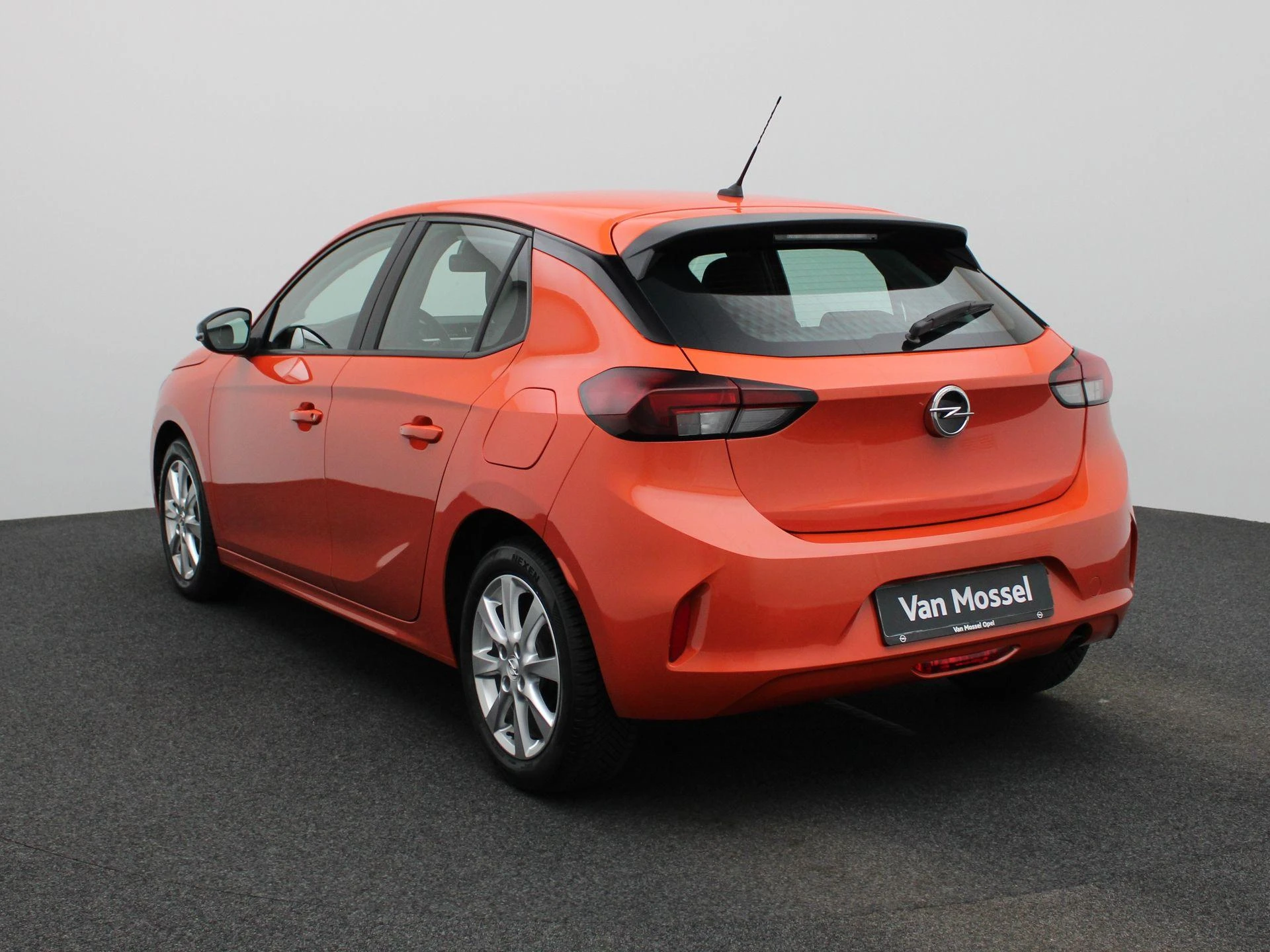 Opel-Corsa-image-1