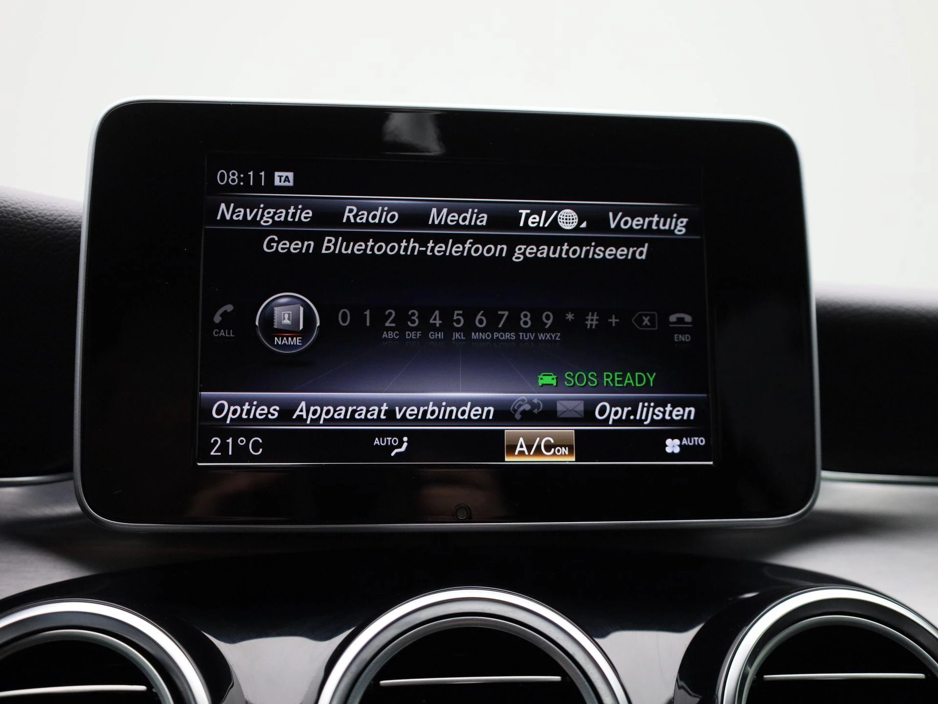 Mercedes-Benz-C-Klasse-image-26