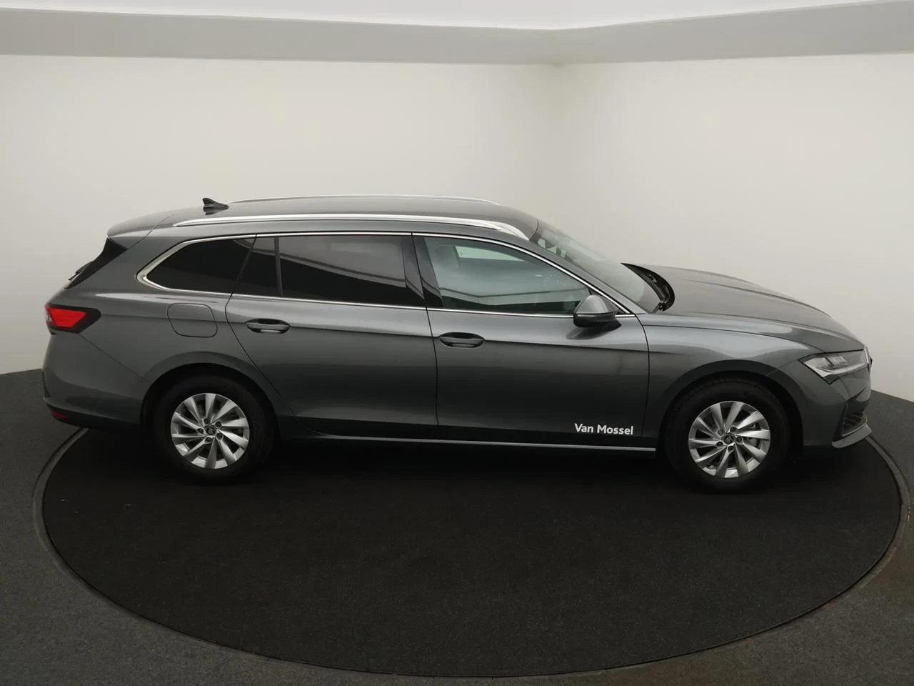Škoda Superb Combi 1.5 TSI ACT MHEV Family DSG *DEMO*