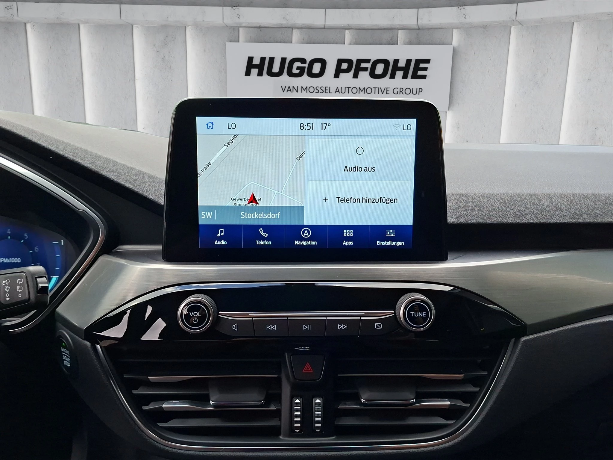 Ford Kuga Titanium 1.5 EB LED | GJR | RFK | SHZ | PDC | LMF | Navi | BT | Klima