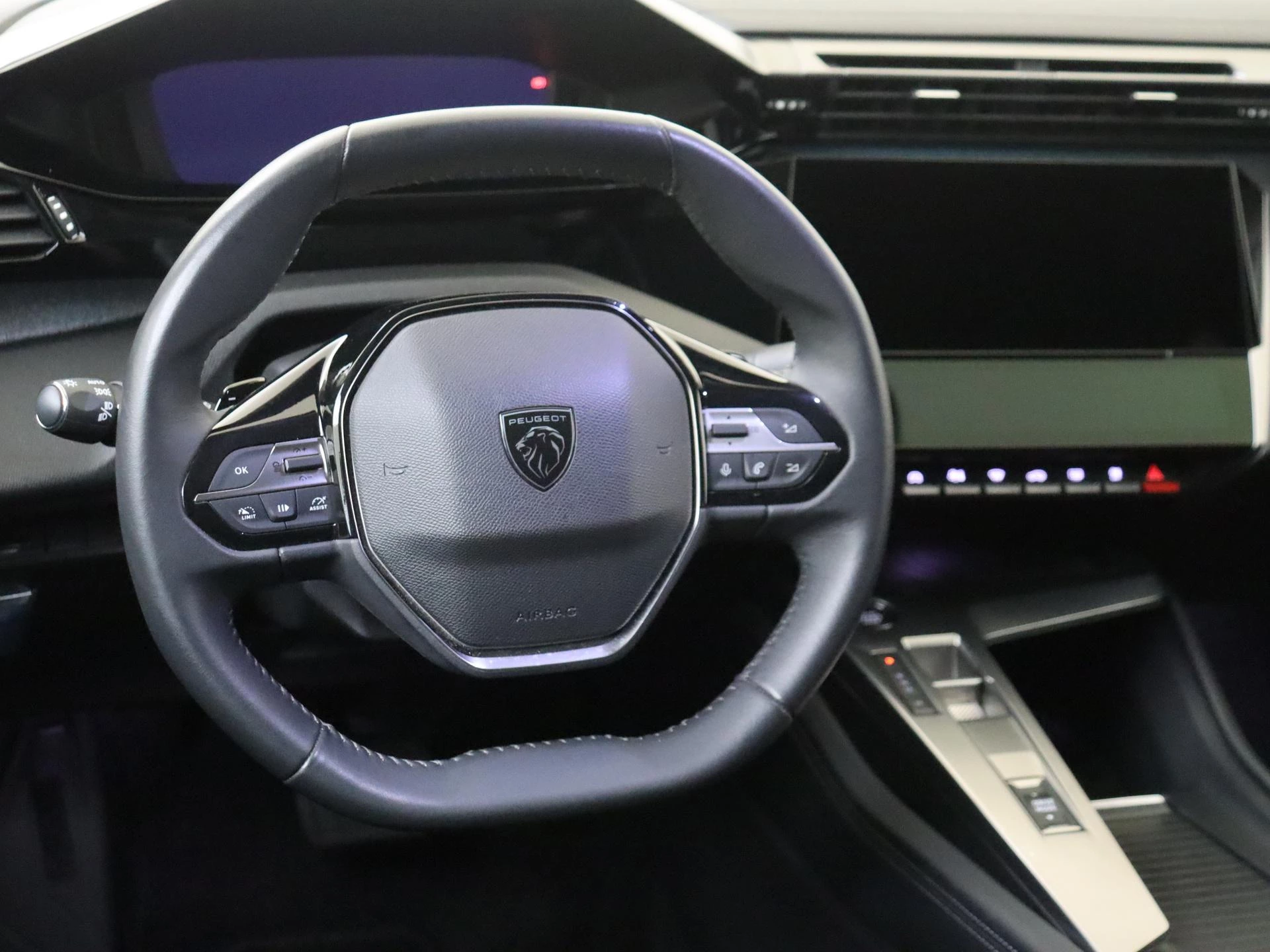 Peugeot-308-image-12