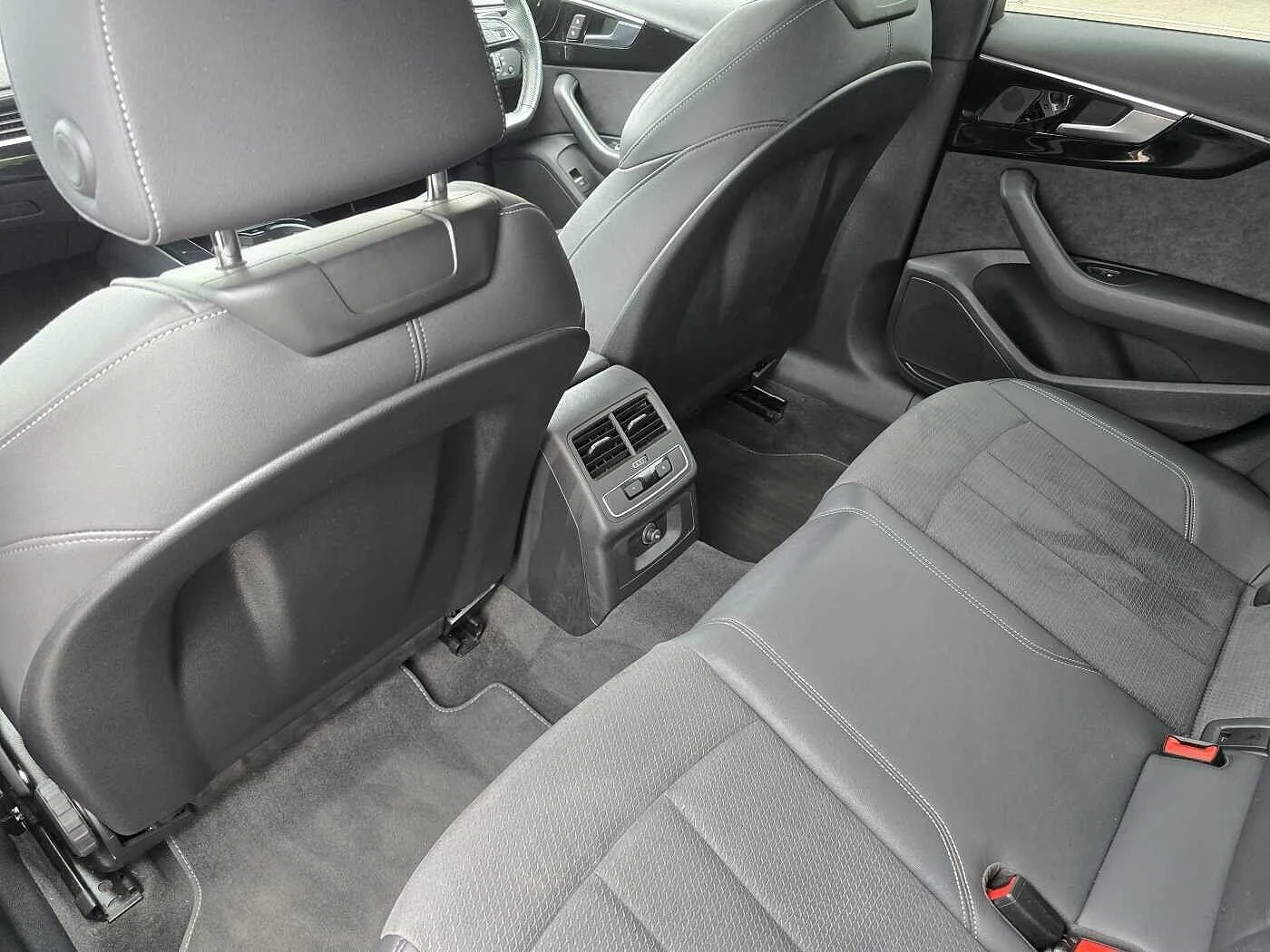 Audi-A4-image-43