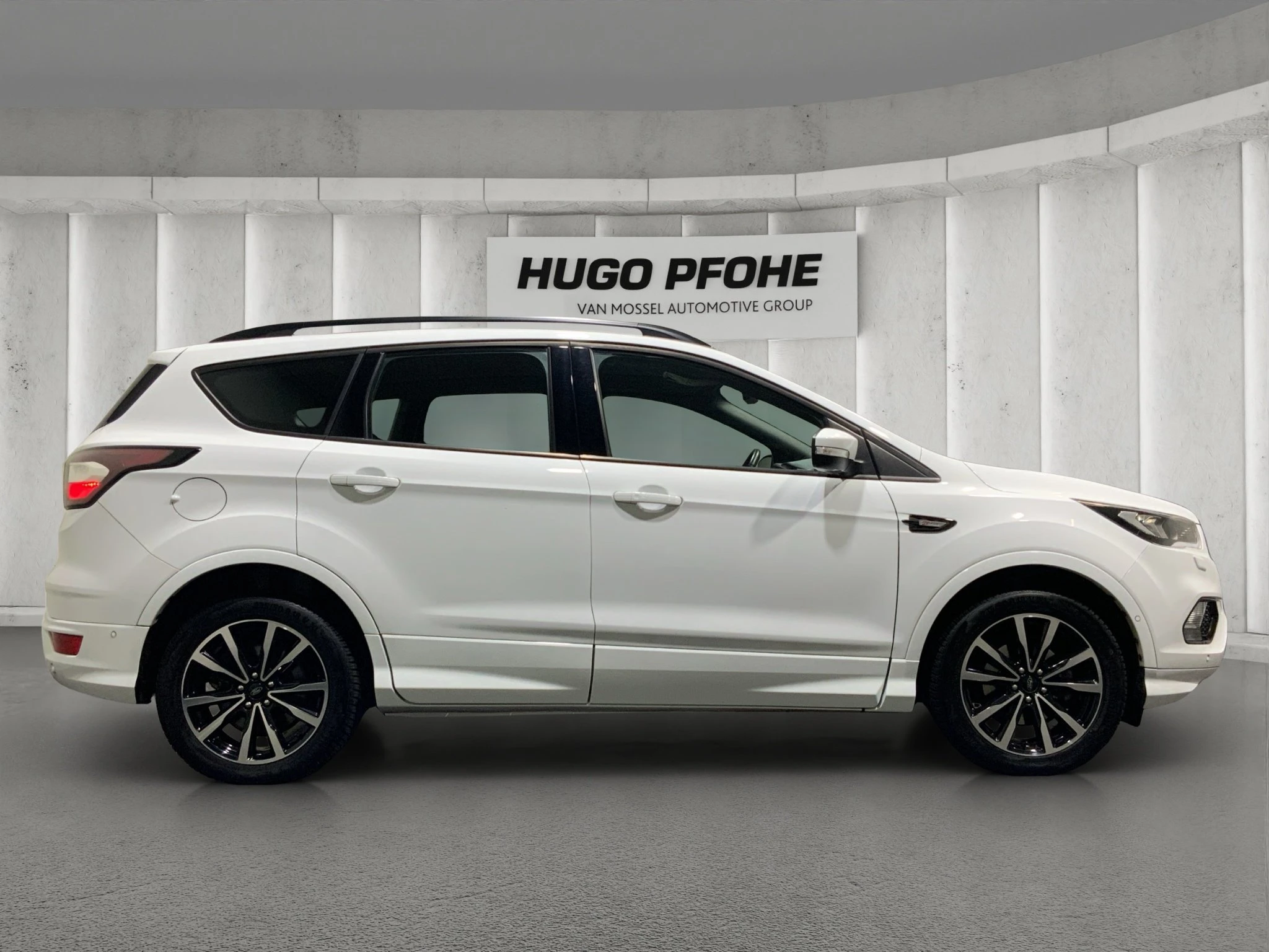 Ford Kuga 1.5 EcoBoost ST-Line 4x2 | GJR | Winter-Paket