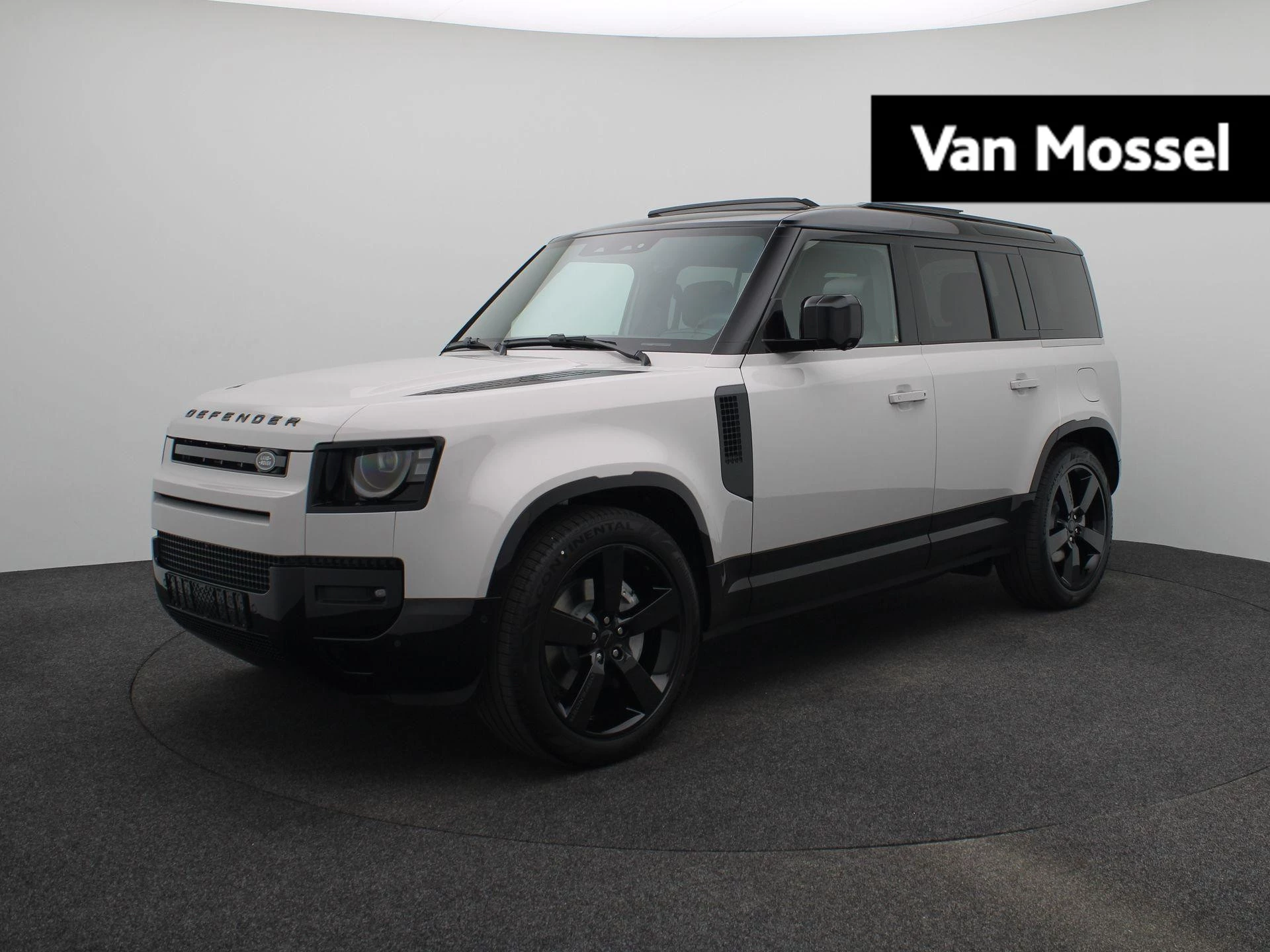 Land Rover-Defender-image-0