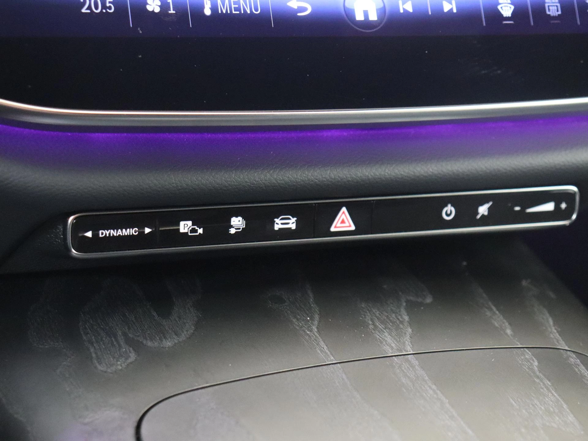 Mercedes-Benz-E-Klasse-image-22