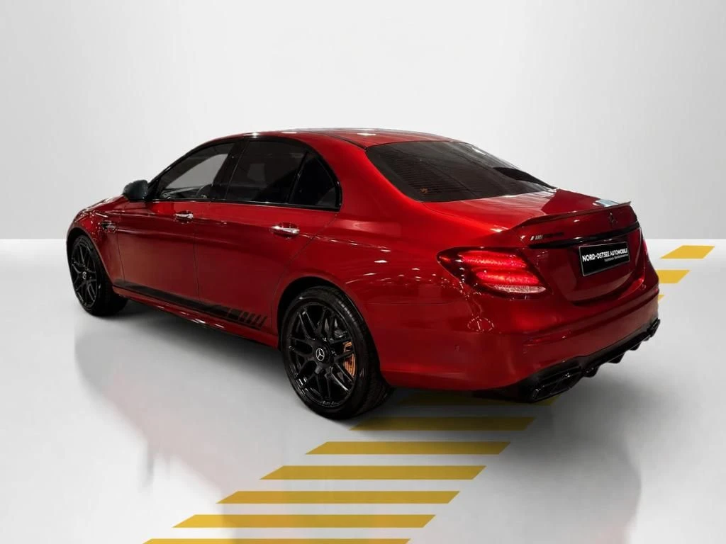 Mercedes-AMG-E-Klasse 63 S AMG-image-11