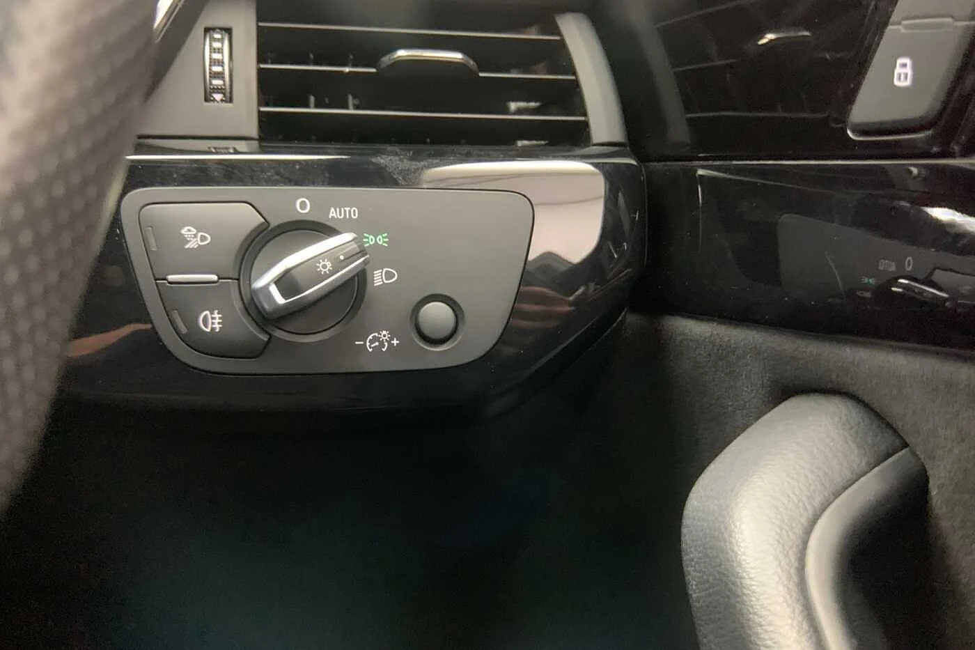 Audi-A4-image-26