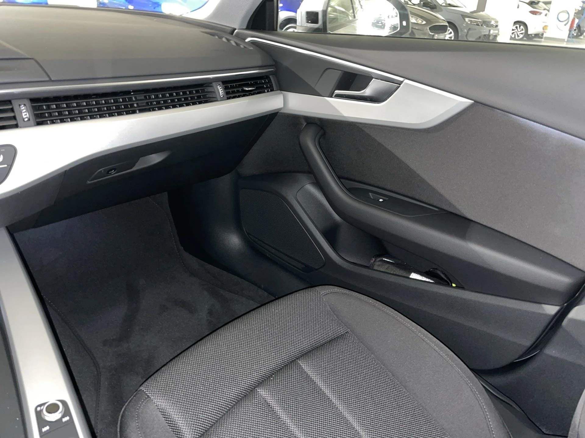 Audi-A4-image-8