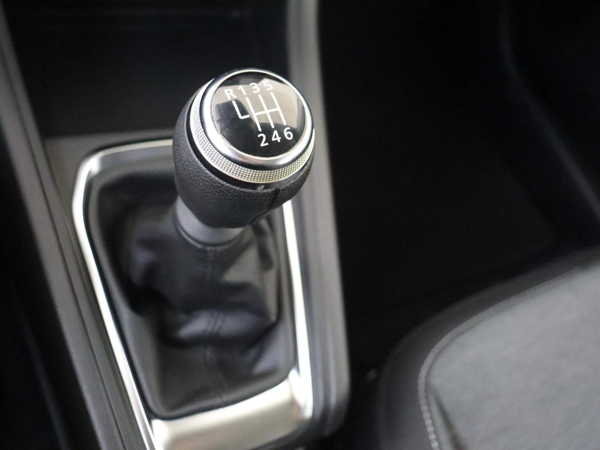 Renault-Captur-image-14