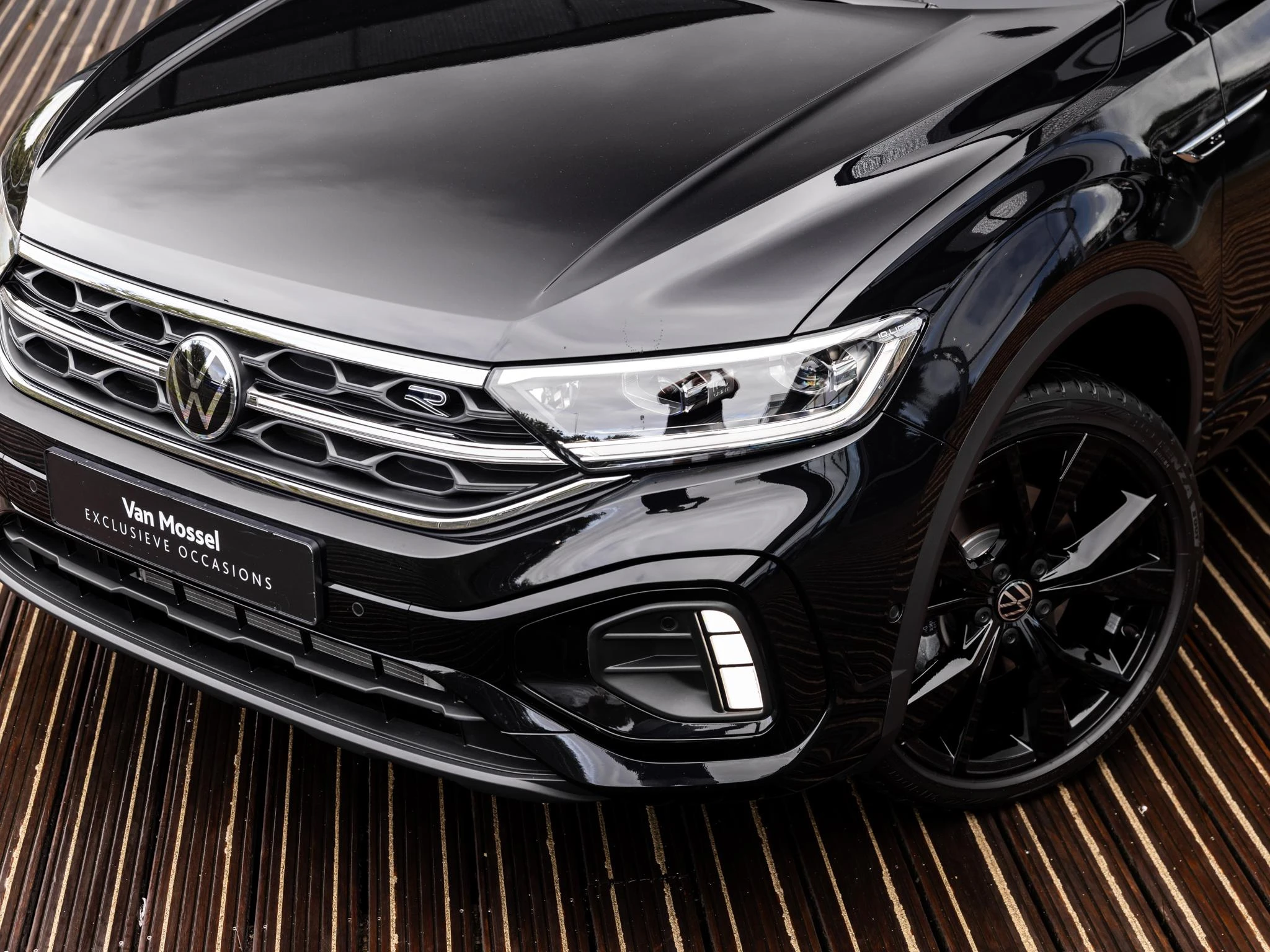 Volkswagen-T-Roc-image-9