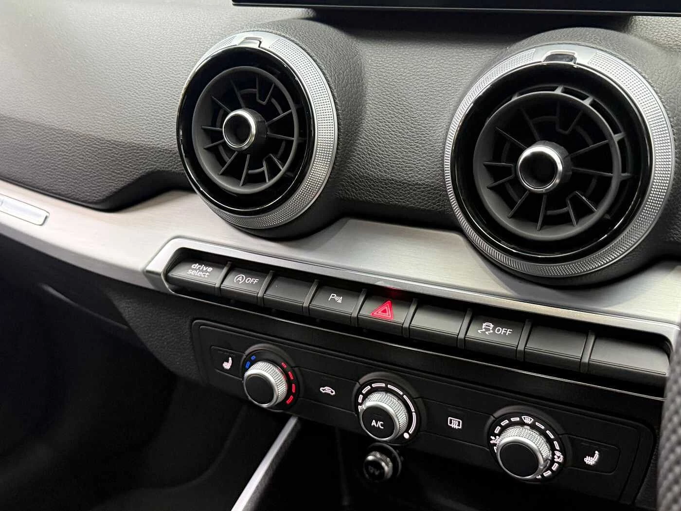 Audi-Q2-image-15