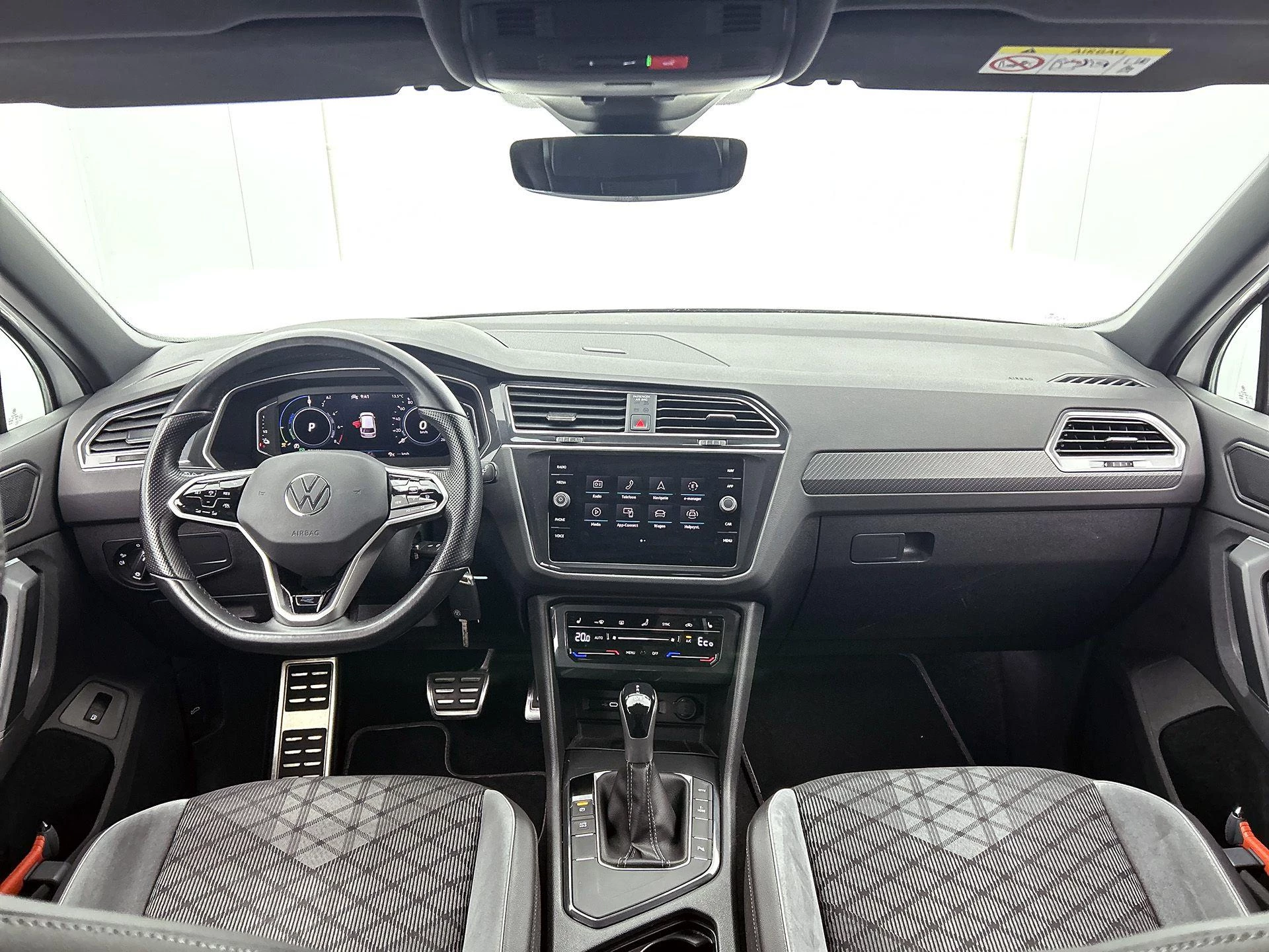 Volkswagen Tiguan 1.4 TSI eHybrid R-Line Business+