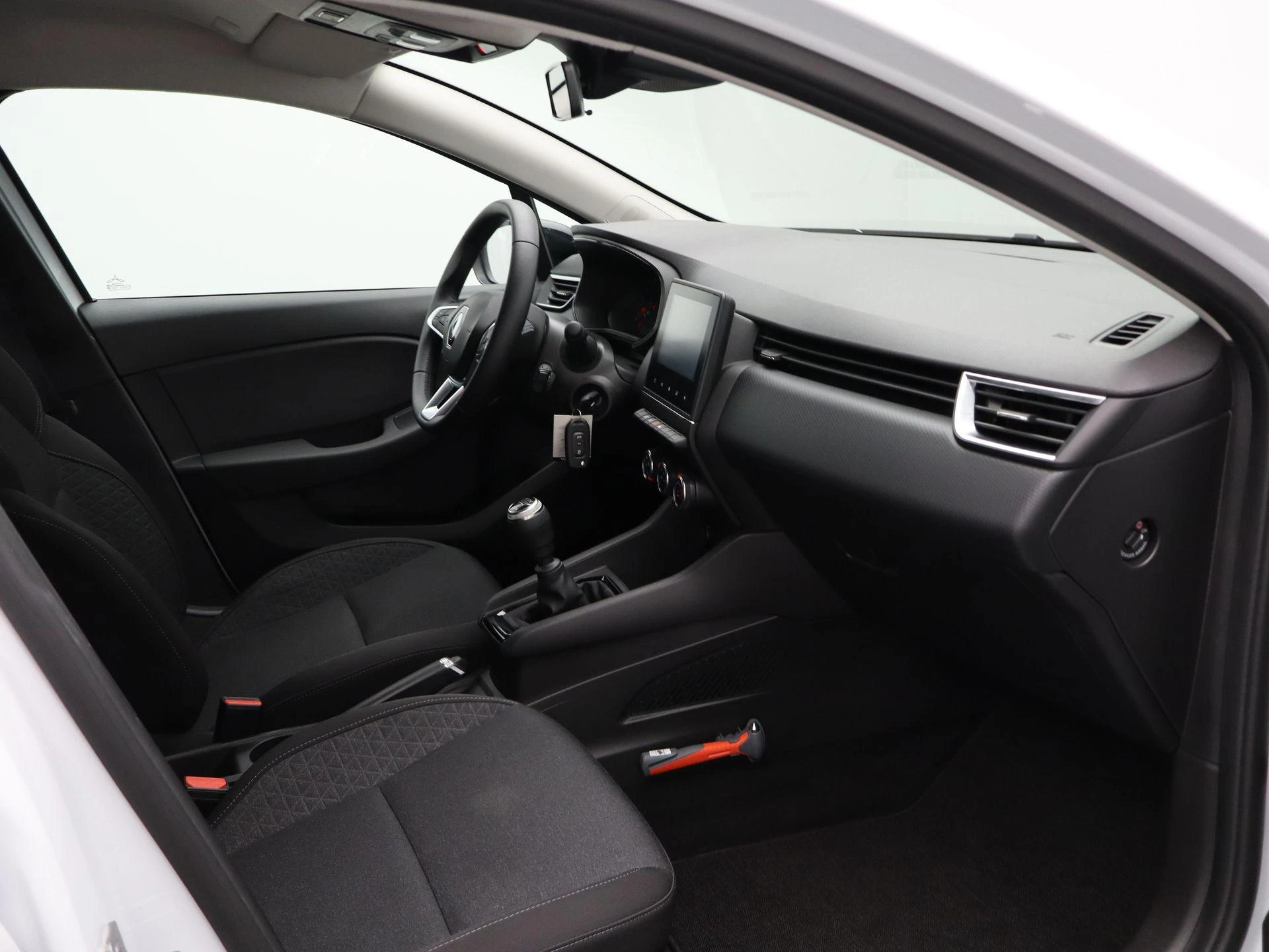 Renault-Clio-image-25