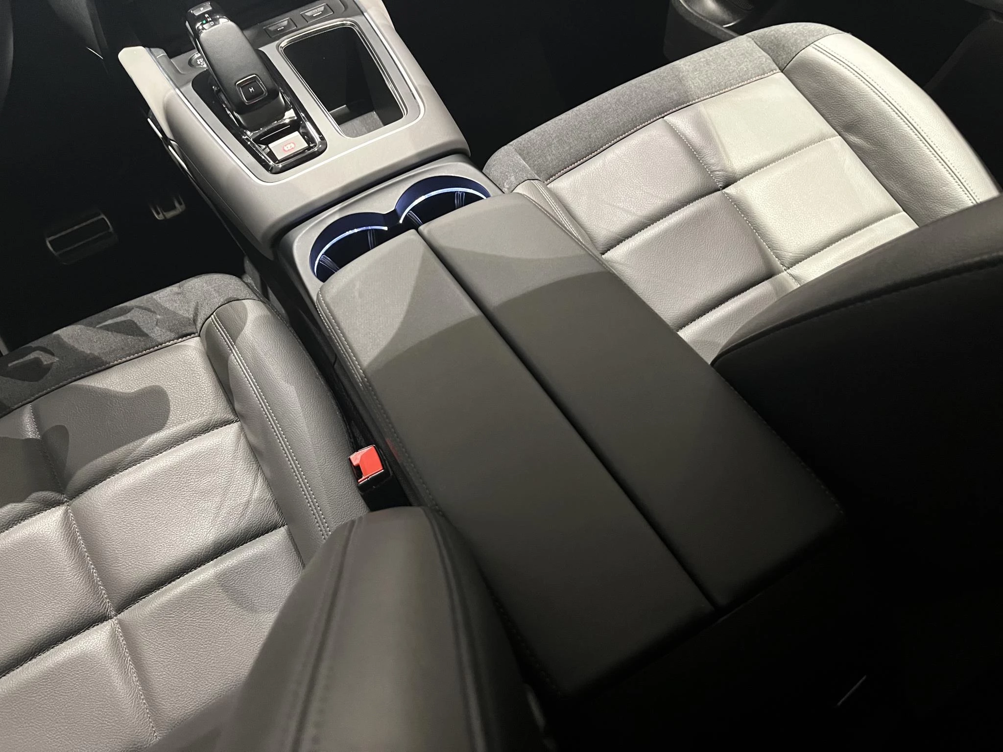 Citroën-C5 Aircross-image-16