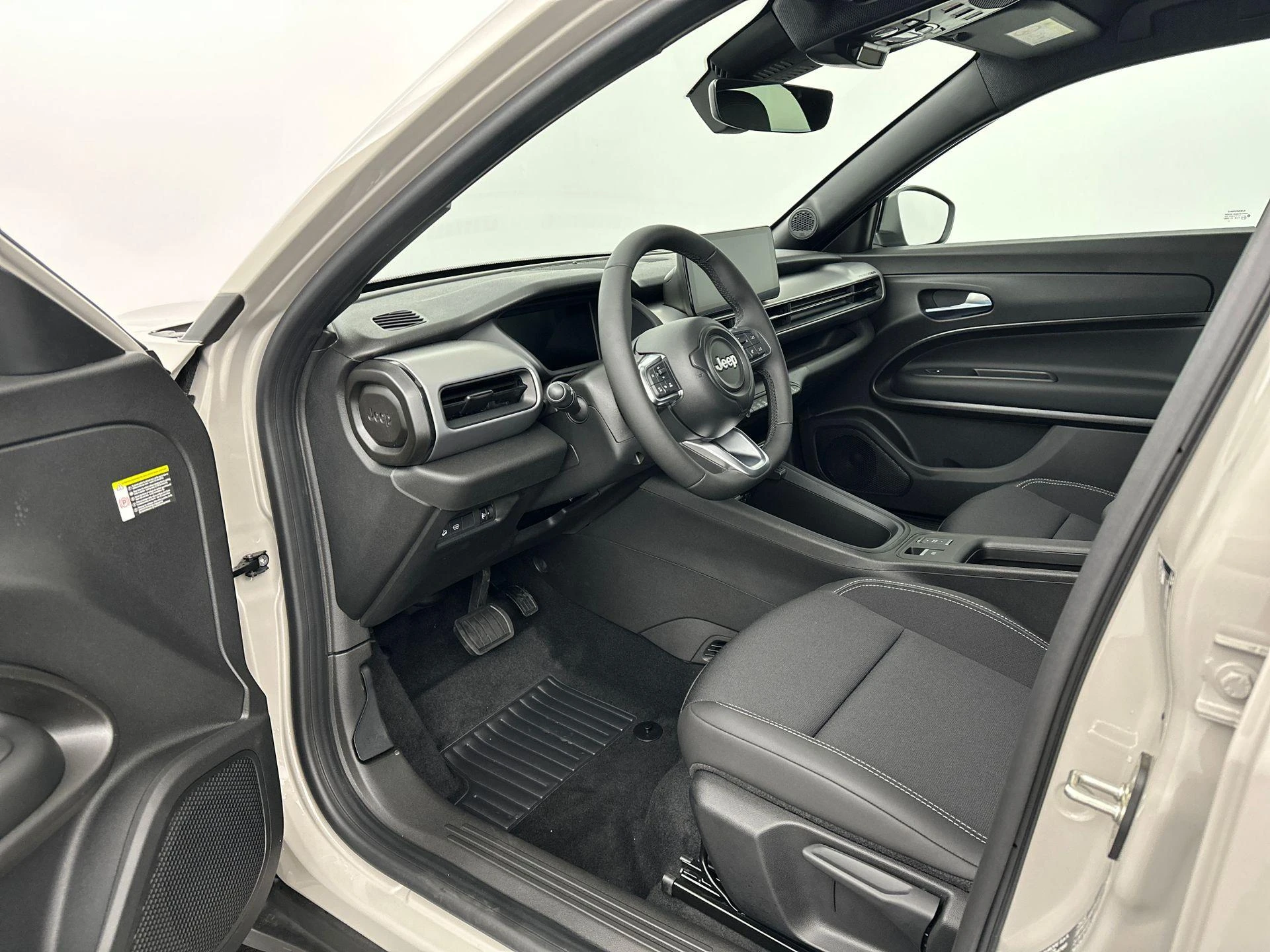 Jeep-Avenger-image-28