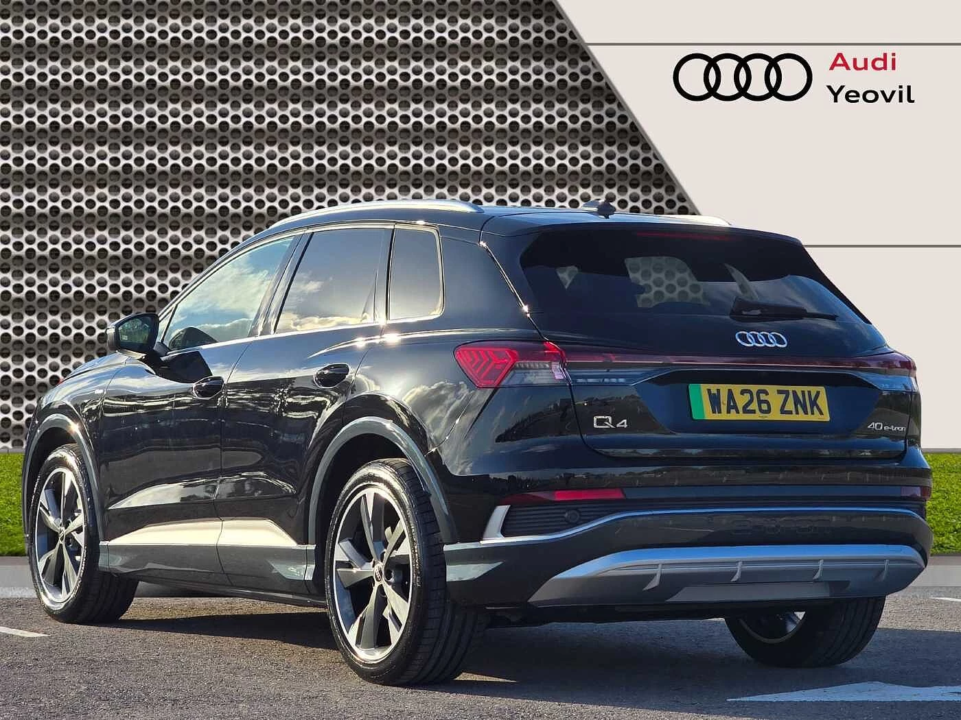 Audi-Q4 e-tron-image-2