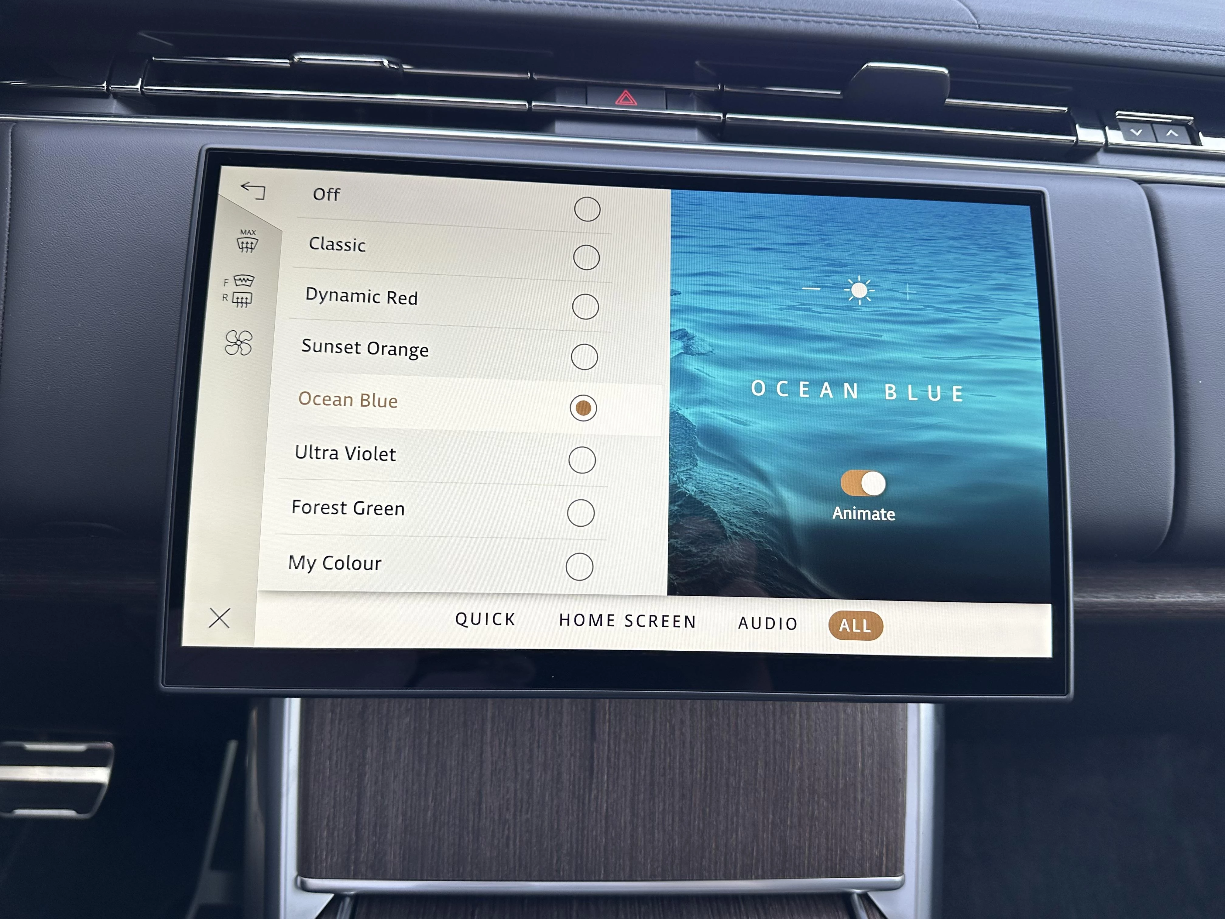 Land Rover-Range Rover-image-21