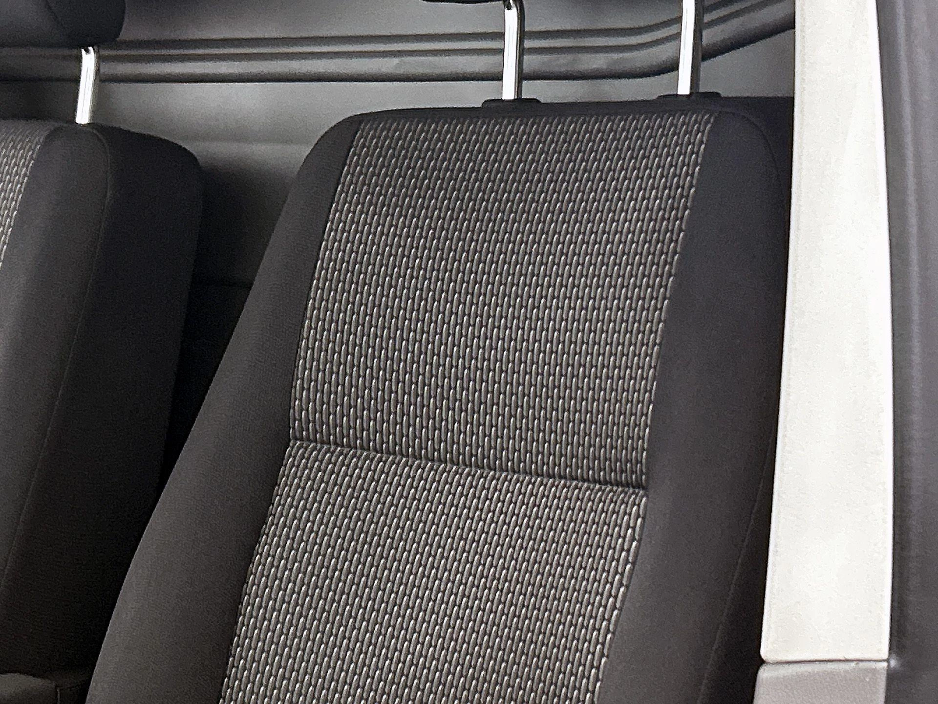 Volkswagen Transporter 2.0 TDI L2H1 Comfortline 110PK