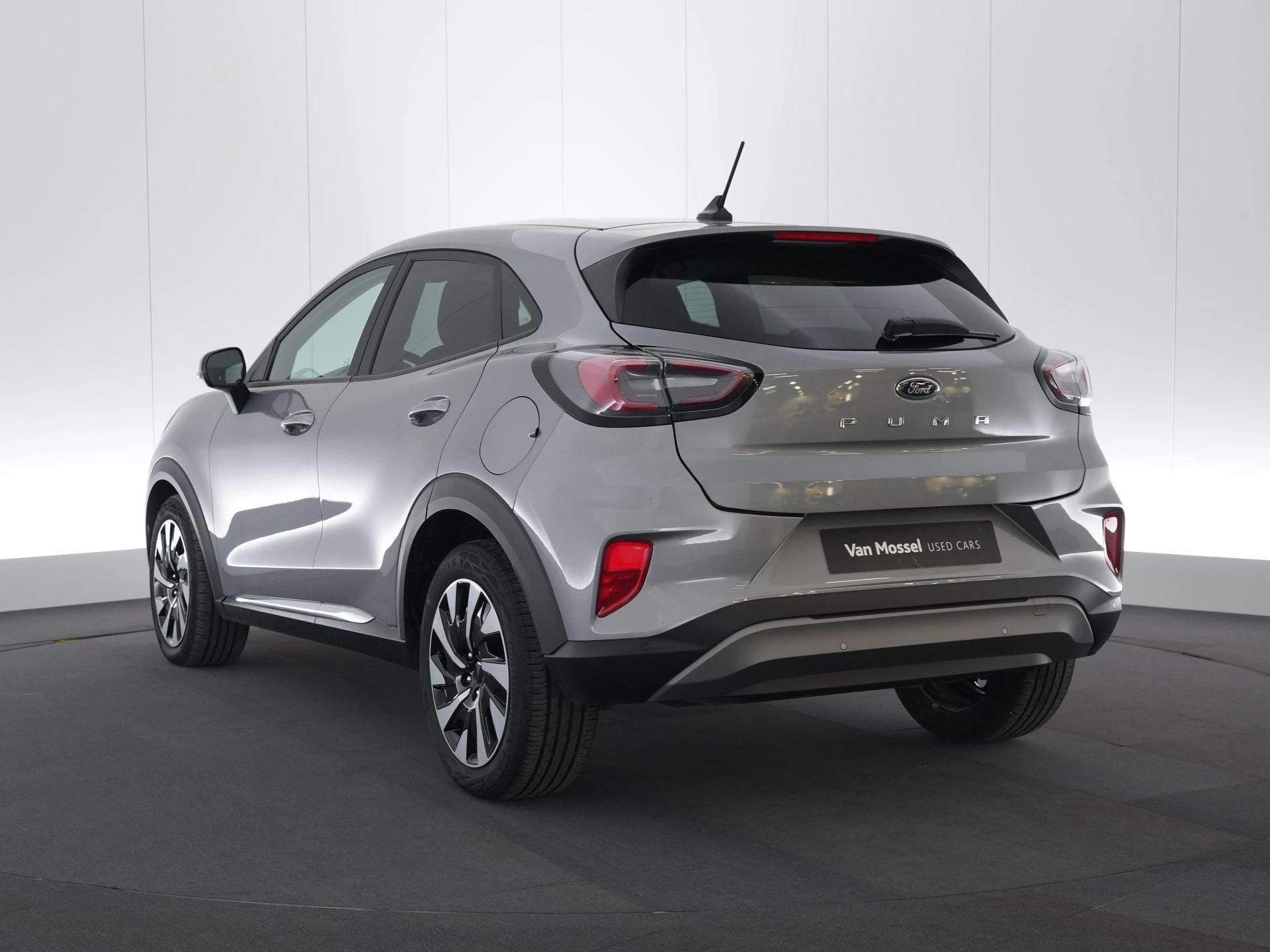 Ford Puma 1.0i Ecoboost MHEV 92kW Aut. Titanium