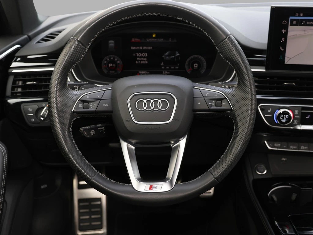 Audi A4 Avant 45 TFSI quattro S line