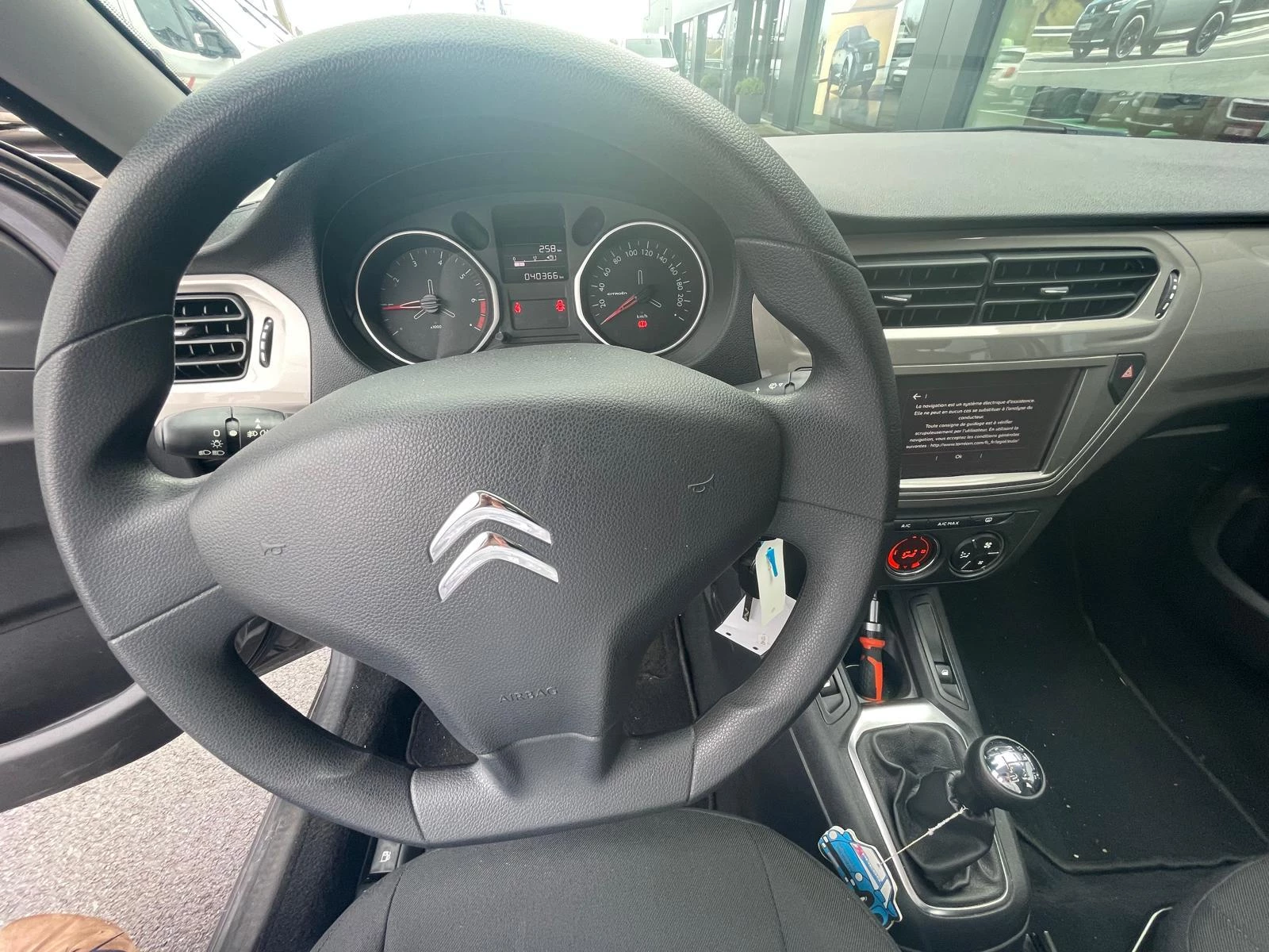 Citroën-C-Elysée-image-12