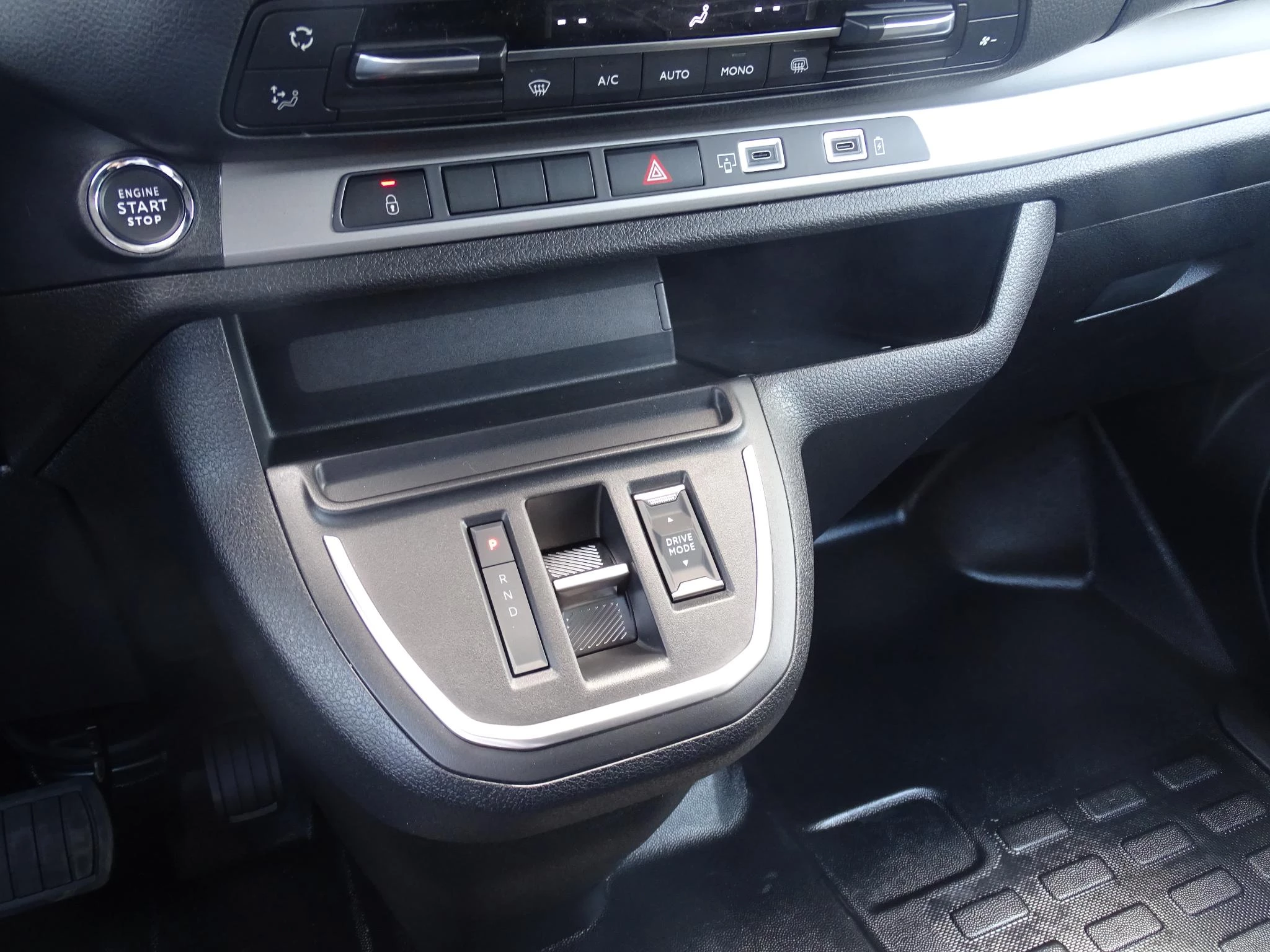 Citroën-Jumpy-image-18