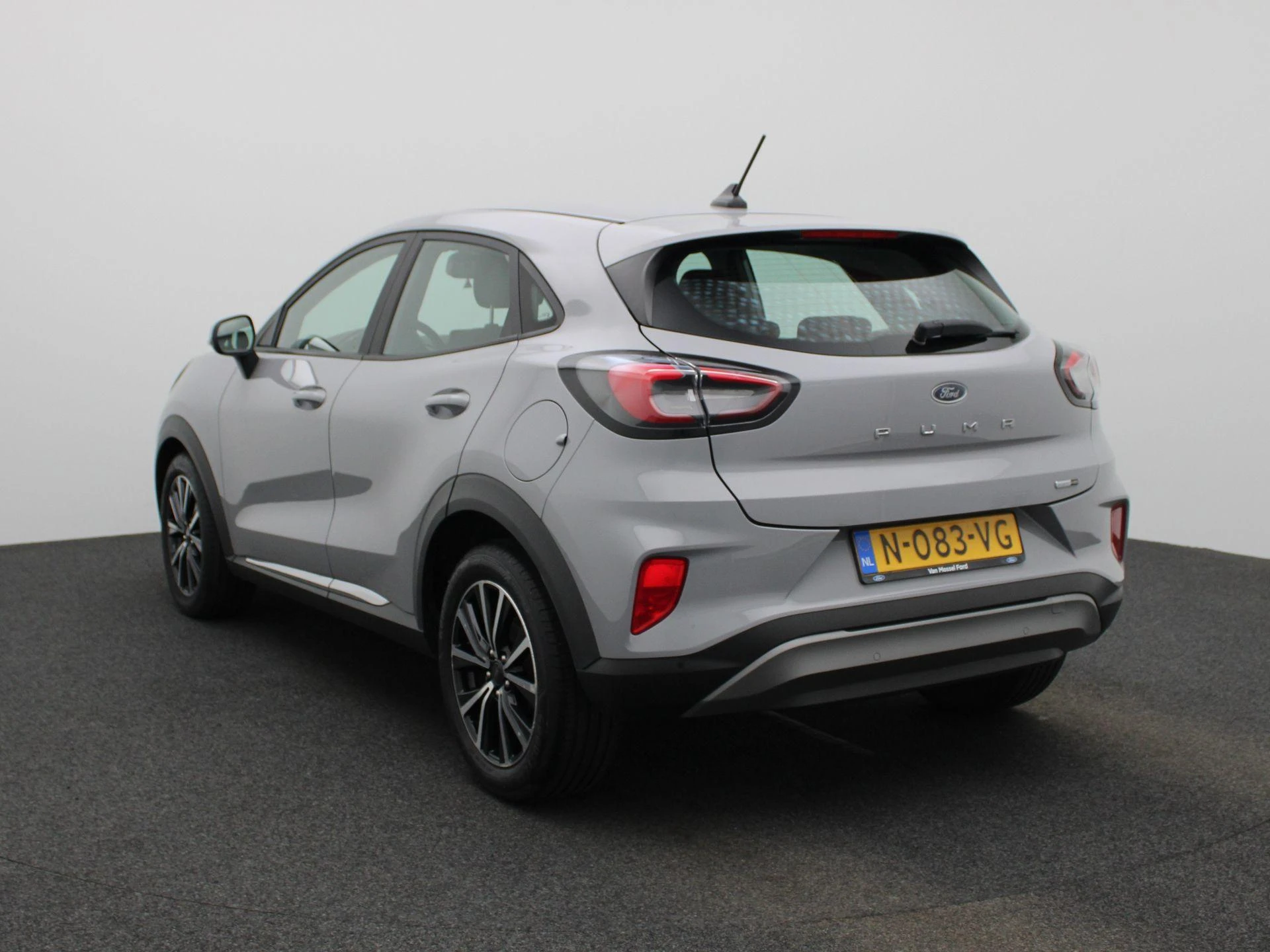Ford Puma 1.0 EcoBoost Hybrid Titanium