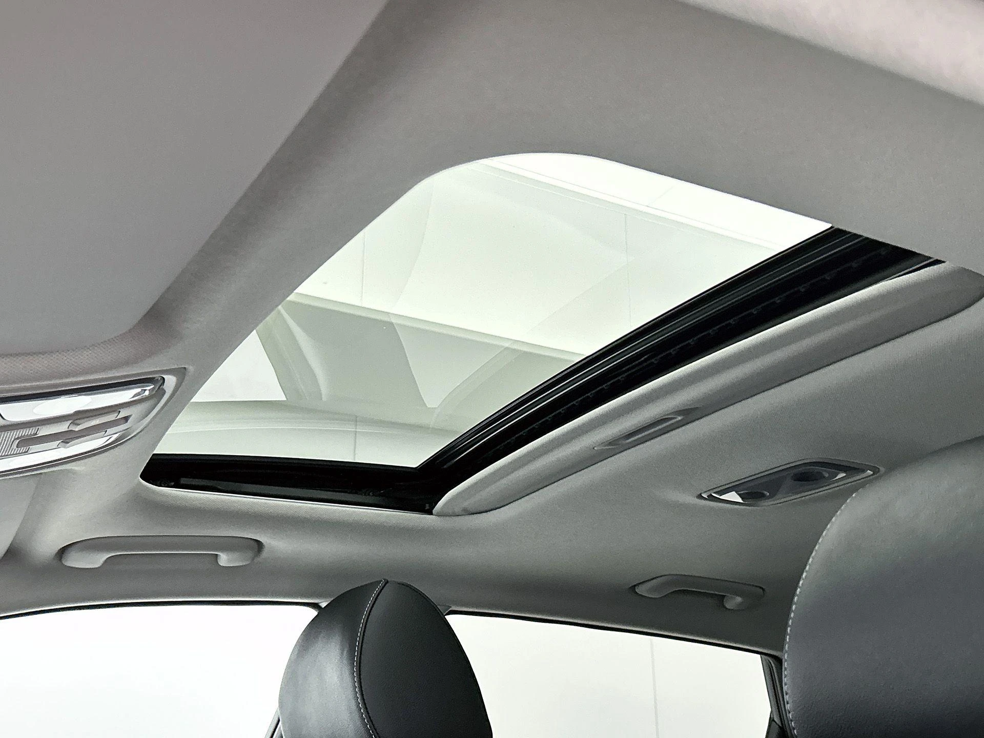 Kia-Niro-image-36