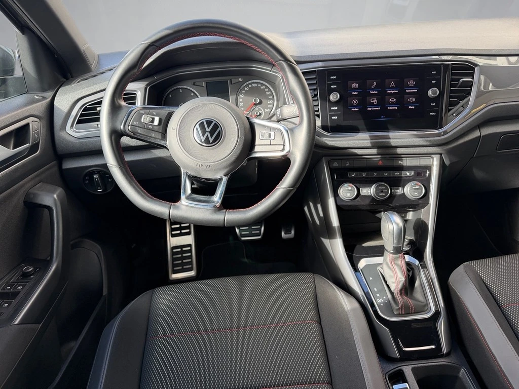 Volkswagen-T-Roc-image-9