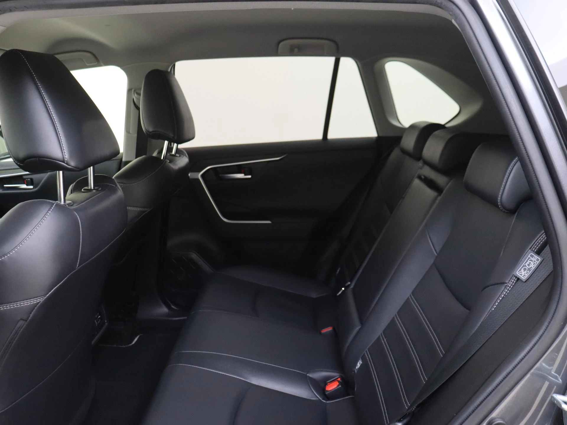 Toyota-RAV4-image-15