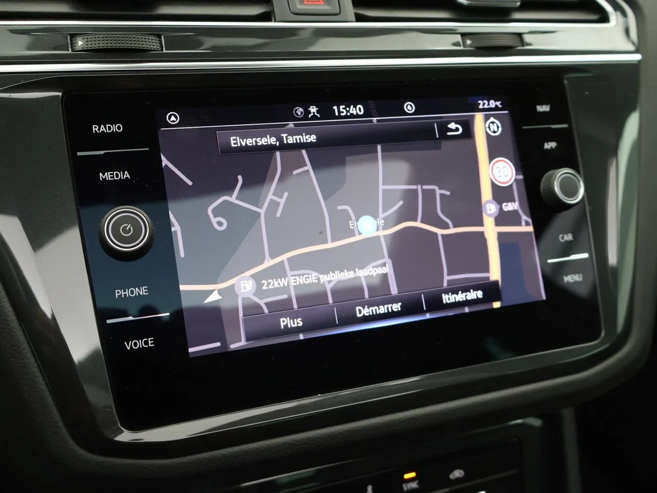 Volkswagen-Tiguan-image-13