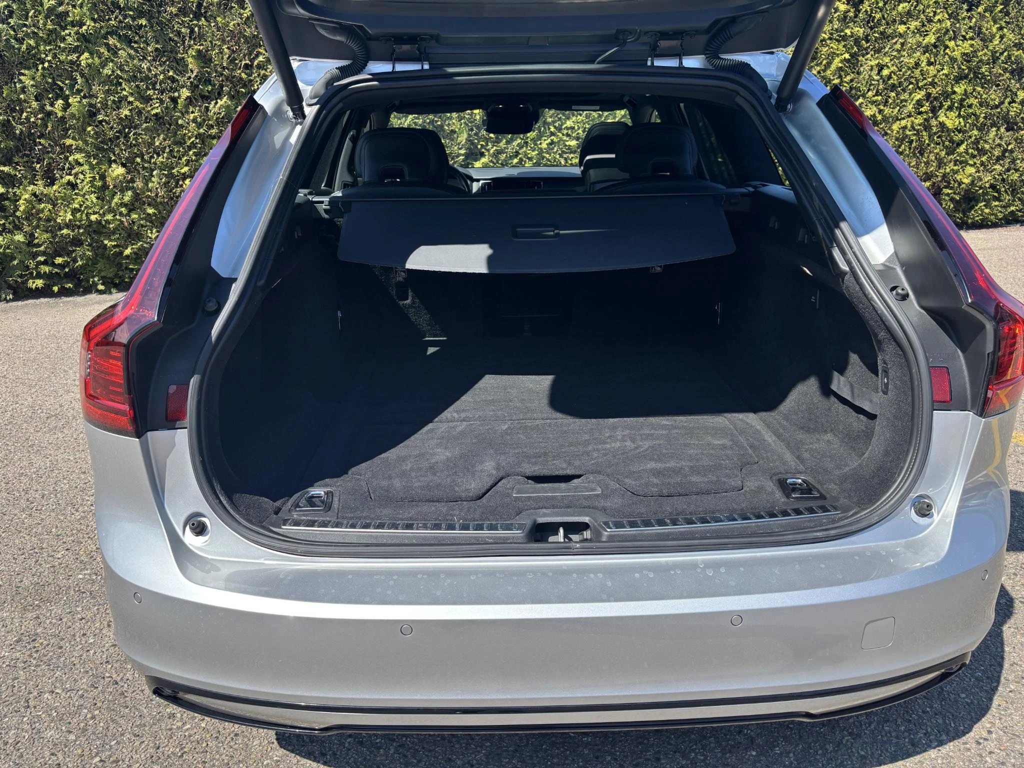 Volvo V90 B4 R-Design