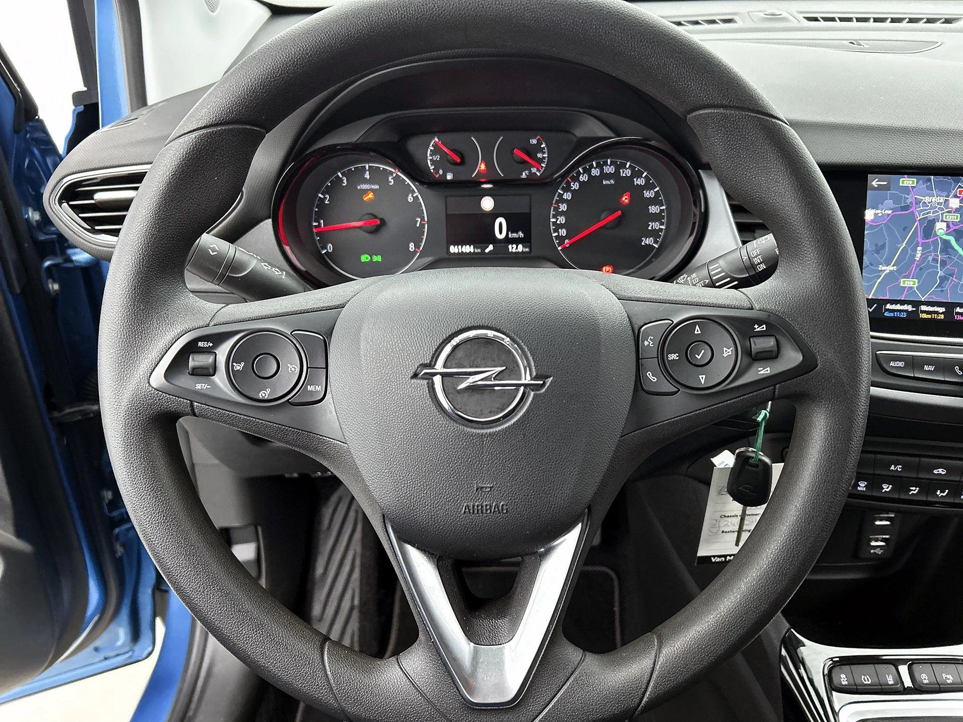 Opel-Crossland X-image-23