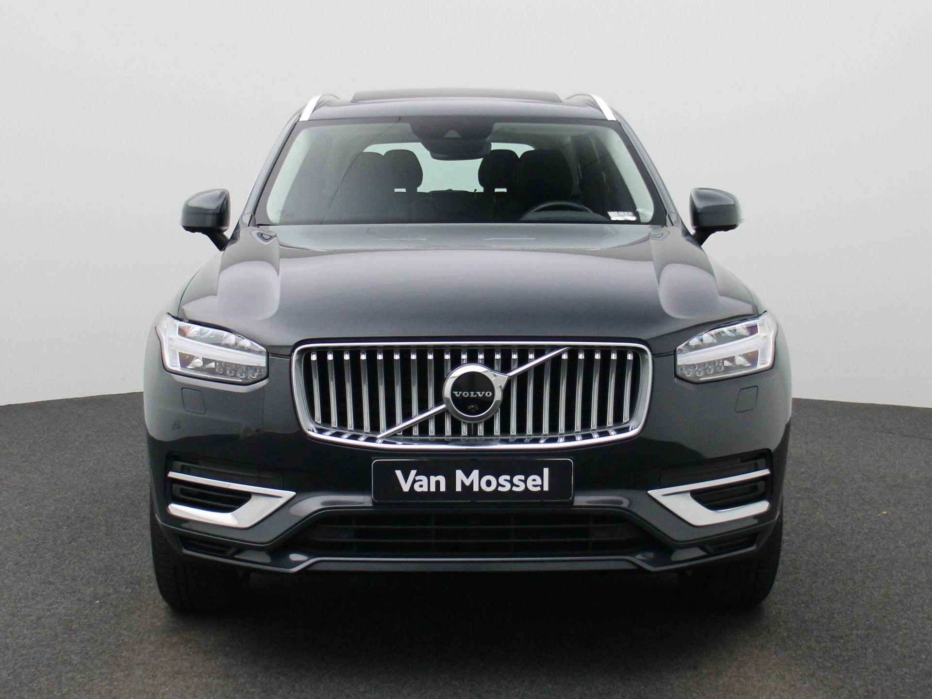 Volvo-XC90-image-2