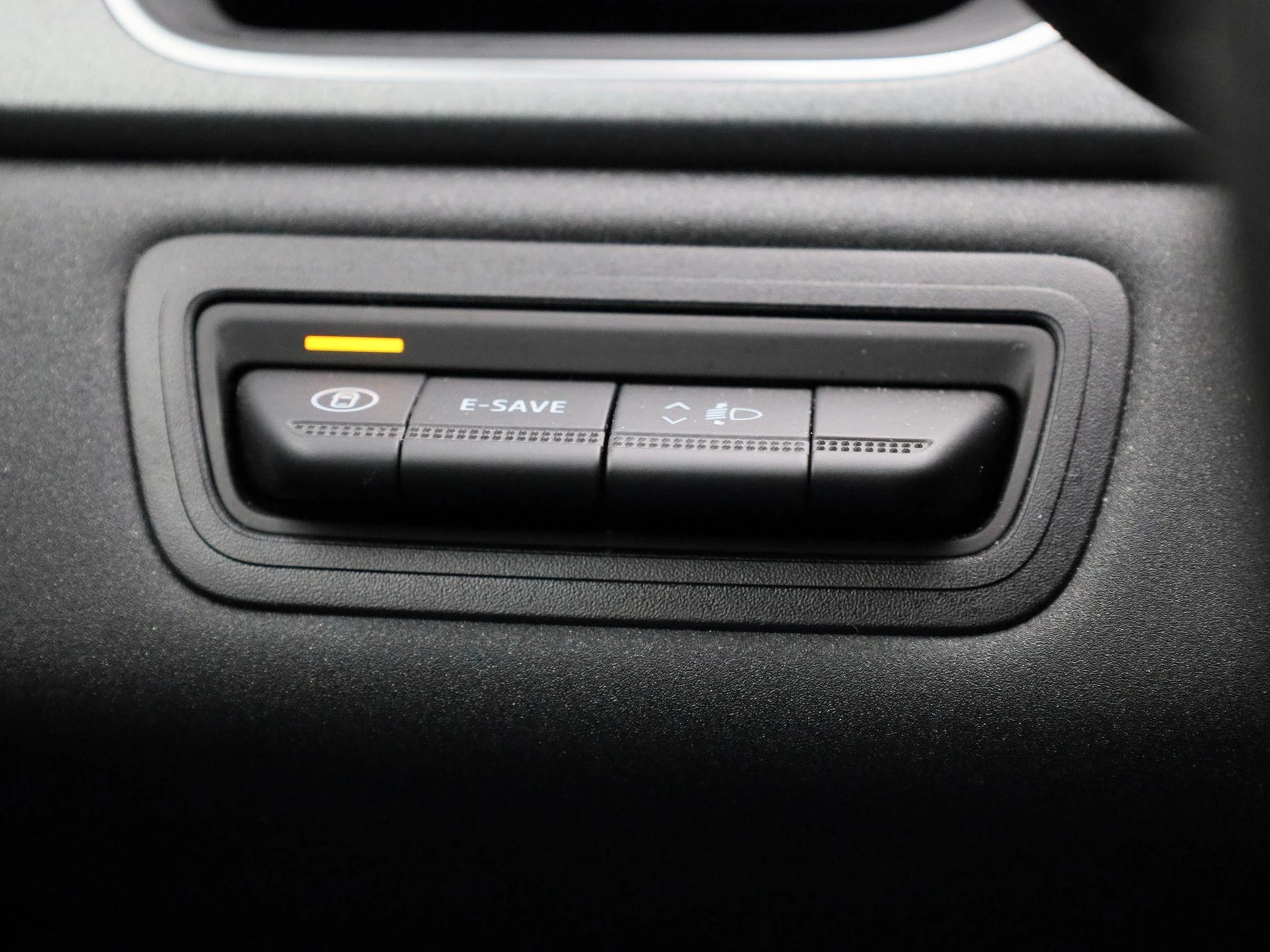Renault-Captur-image-17